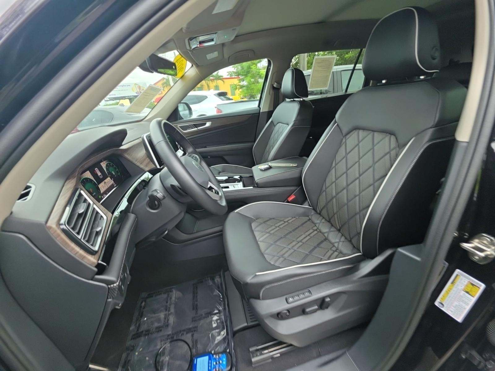 2024 Volkswagen Atlas 2.0T SEL Premium R-Line AWD