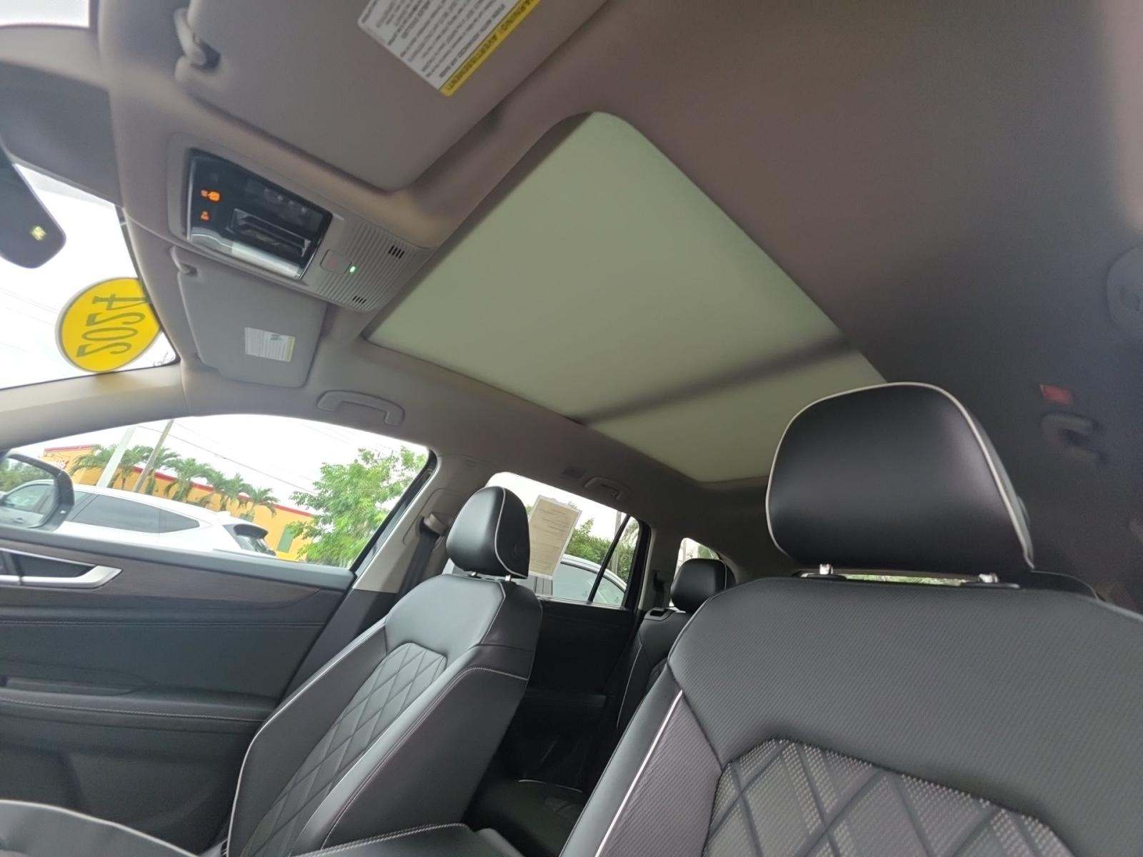 2024 Volkswagen Atlas 2.0T SEL Premium R-Line AWD