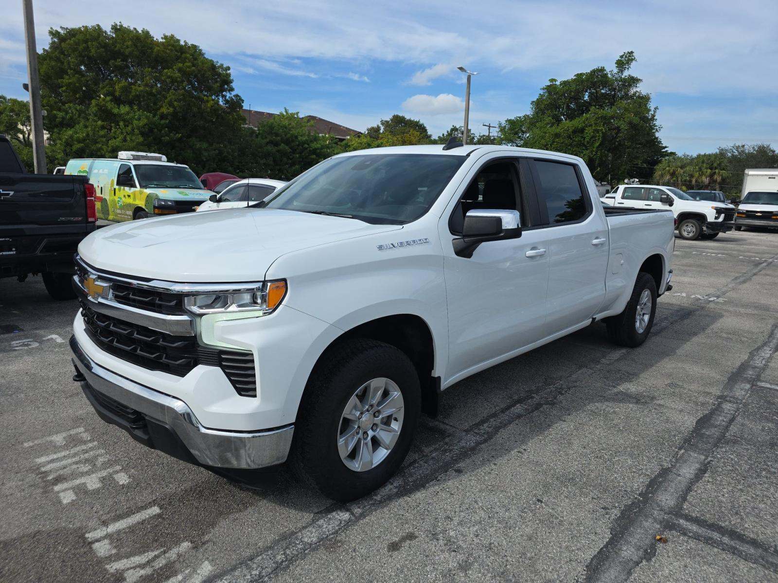 2023 Chevrolet Silverado 1500 LT AWD