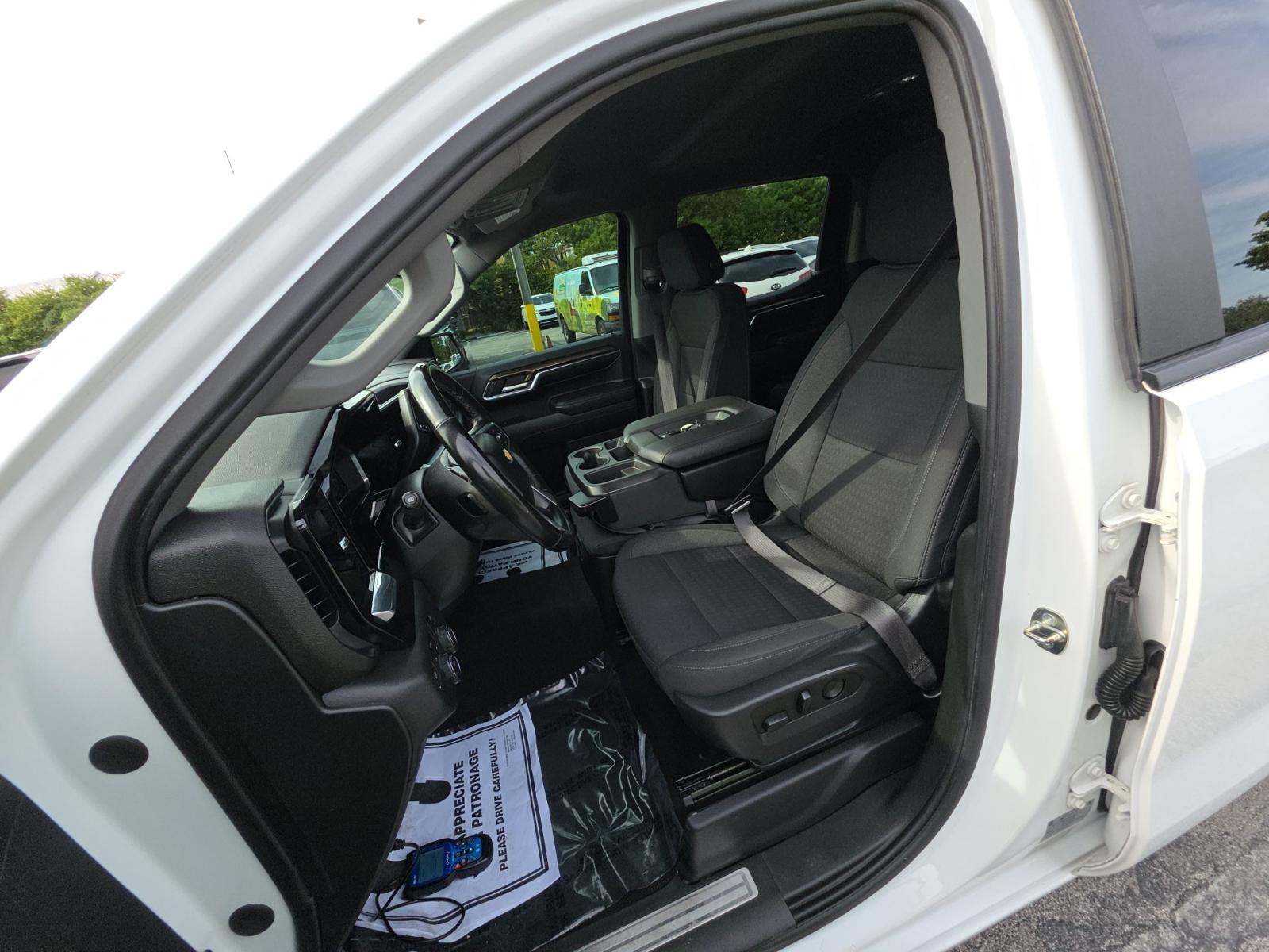 2023 Chevrolet Silverado 1500 LT AWD