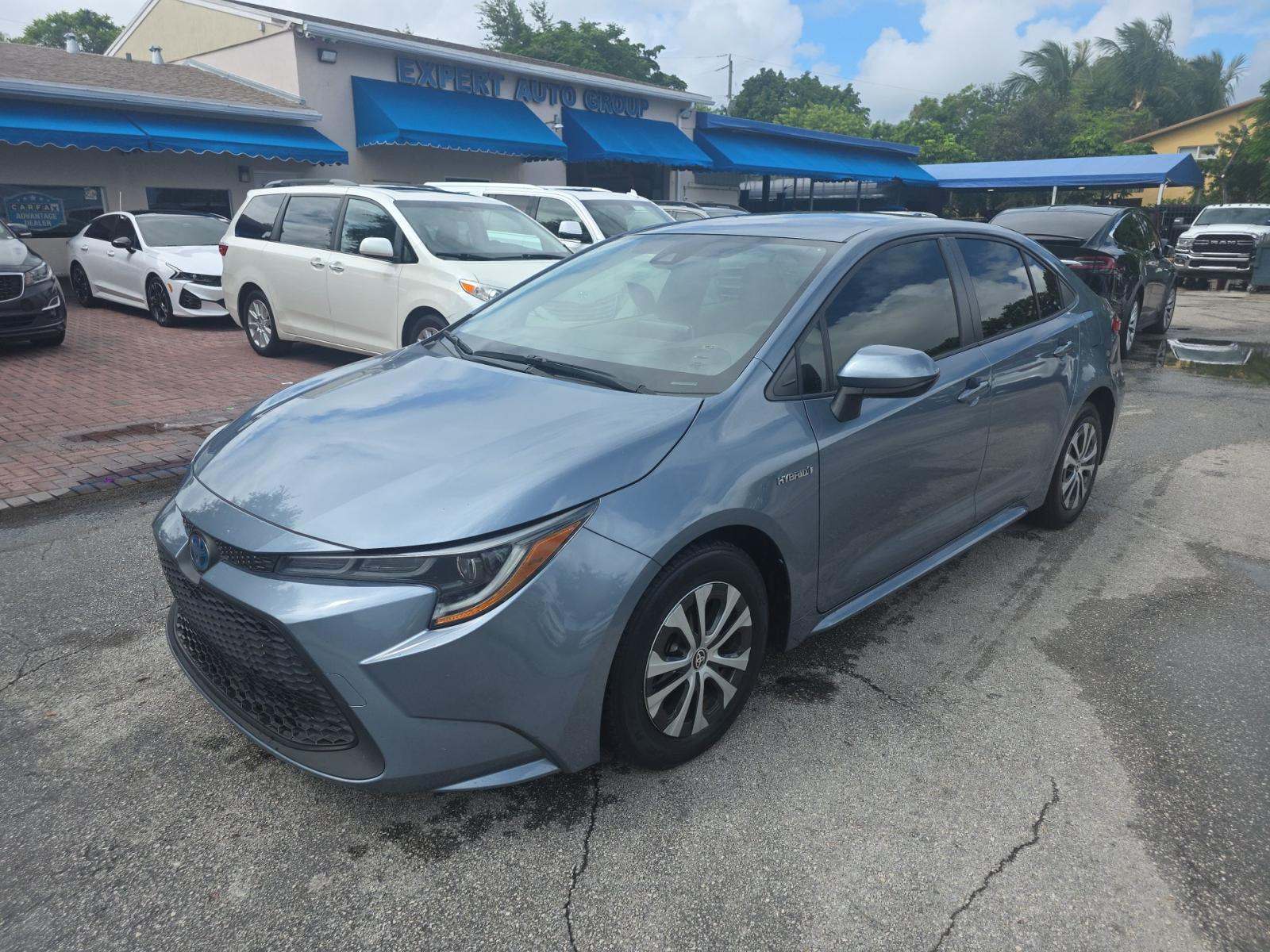 2021 Toyota Corolla Hybrid LE FWD