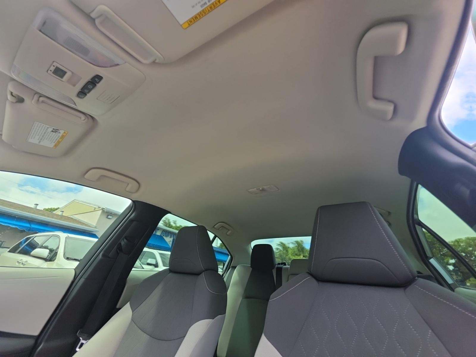 2021 Toyota Corolla Hybrid LE FWD