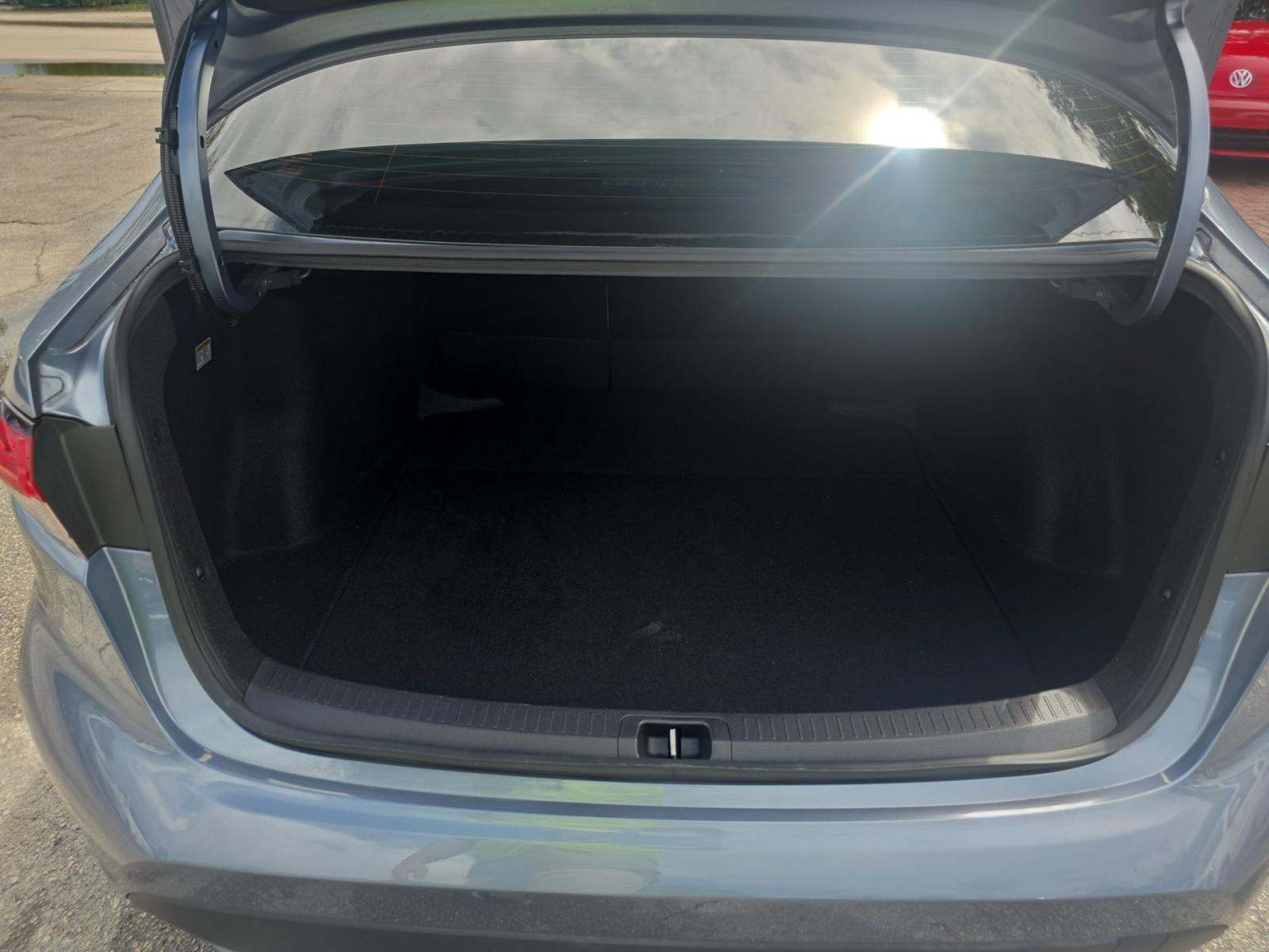 2021 Toyota Corolla Hybrid LE FWD