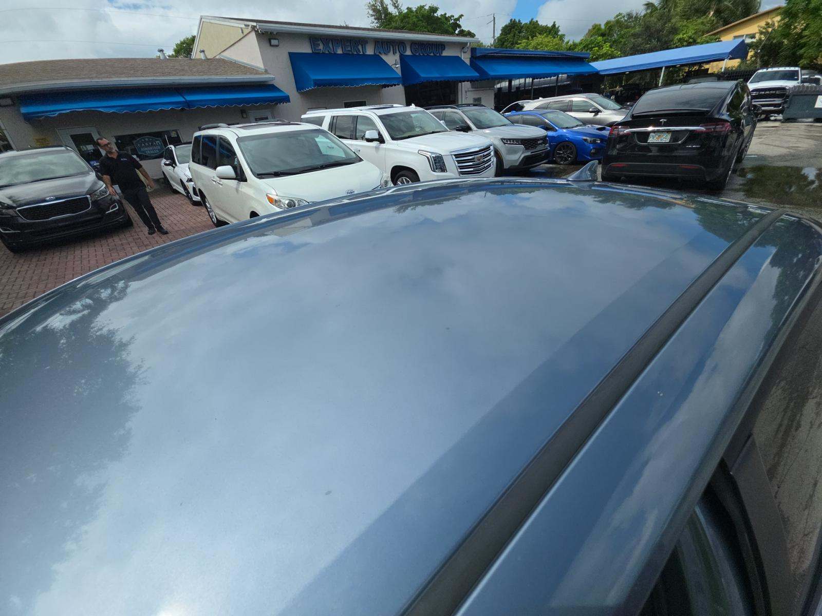 2021 Toyota Corolla Hybrid LE FWD