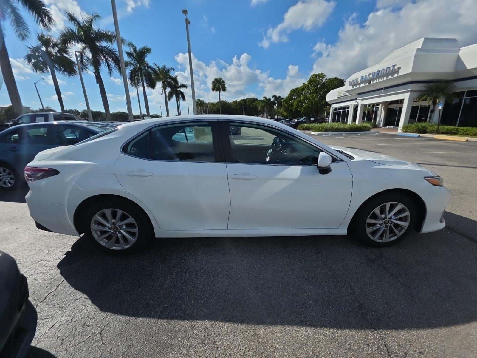 2024 Toyota Camry LE FWD