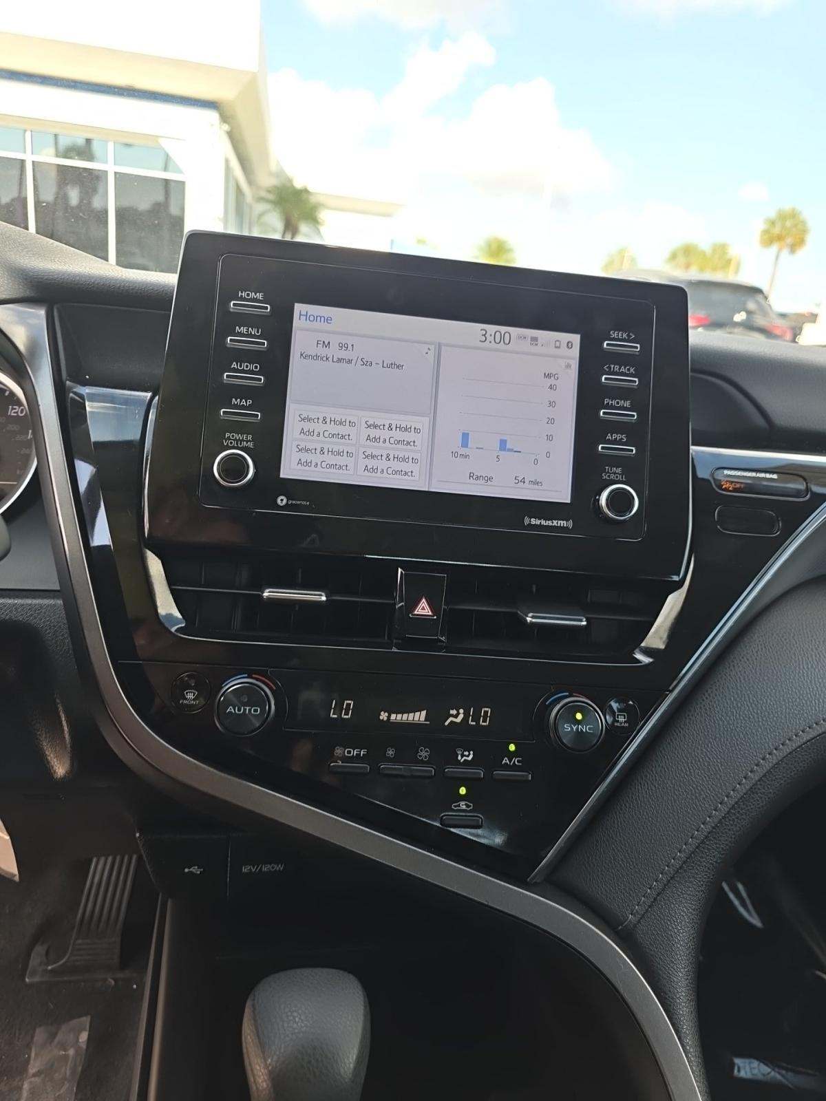 2024 Toyota Camry LE FWD