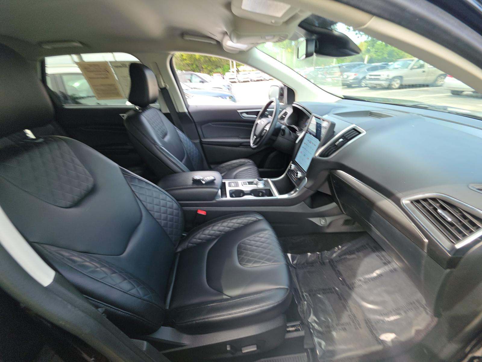 2024 Ford Edge Titanium AWD