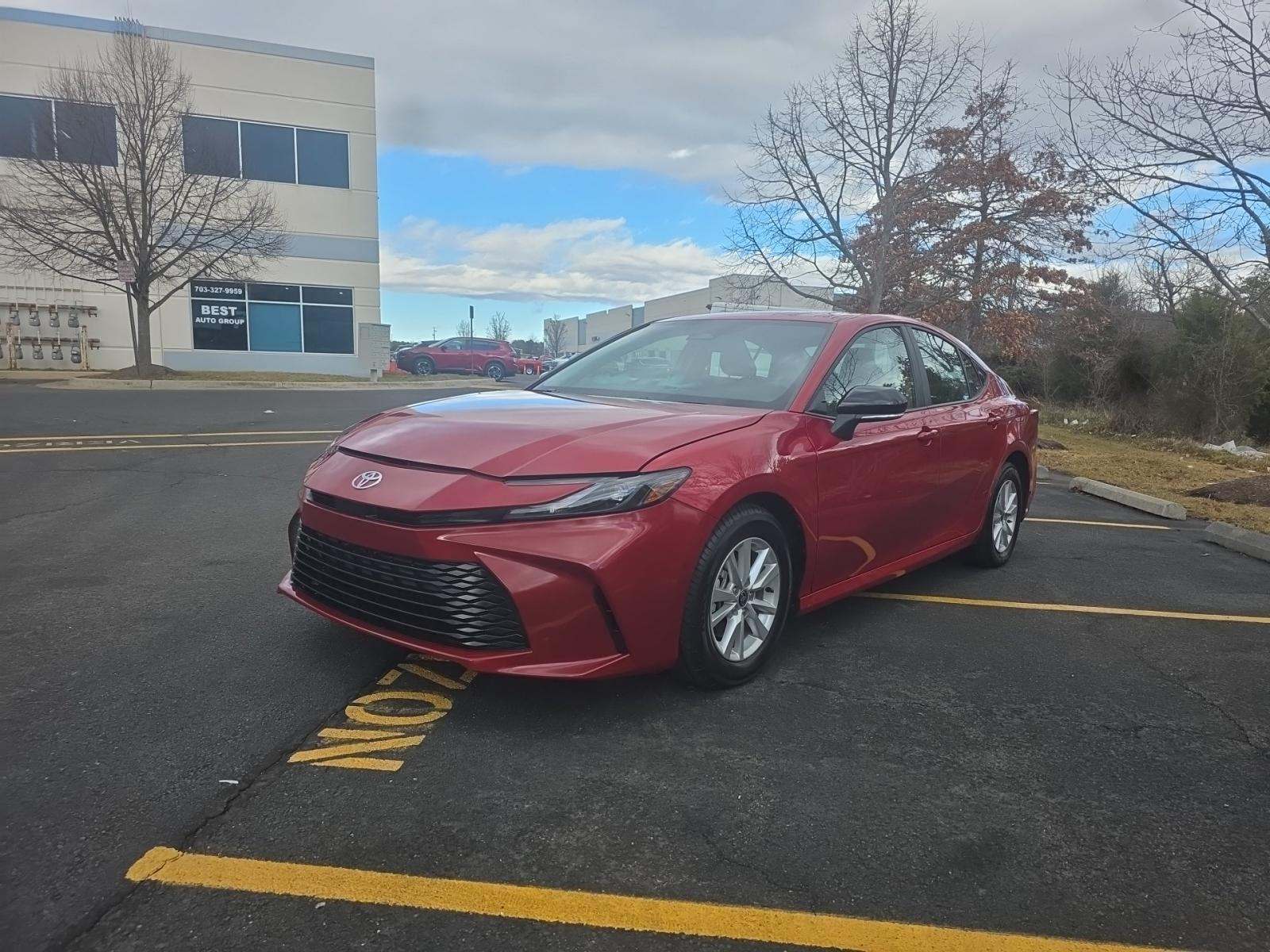 2025 Toyota Camry LE FWD