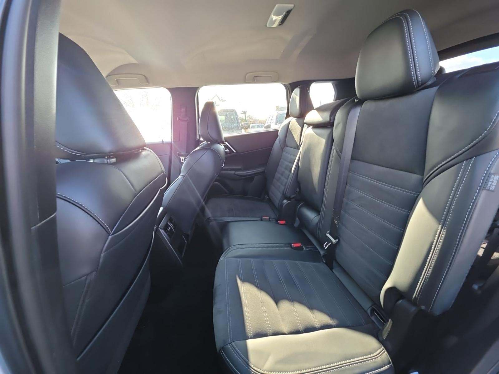 2024 Mitsubishi Outlander SE FWD