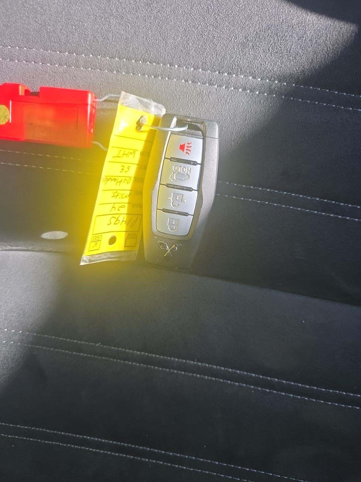 2024 Mitsubishi Outlander SE FWD