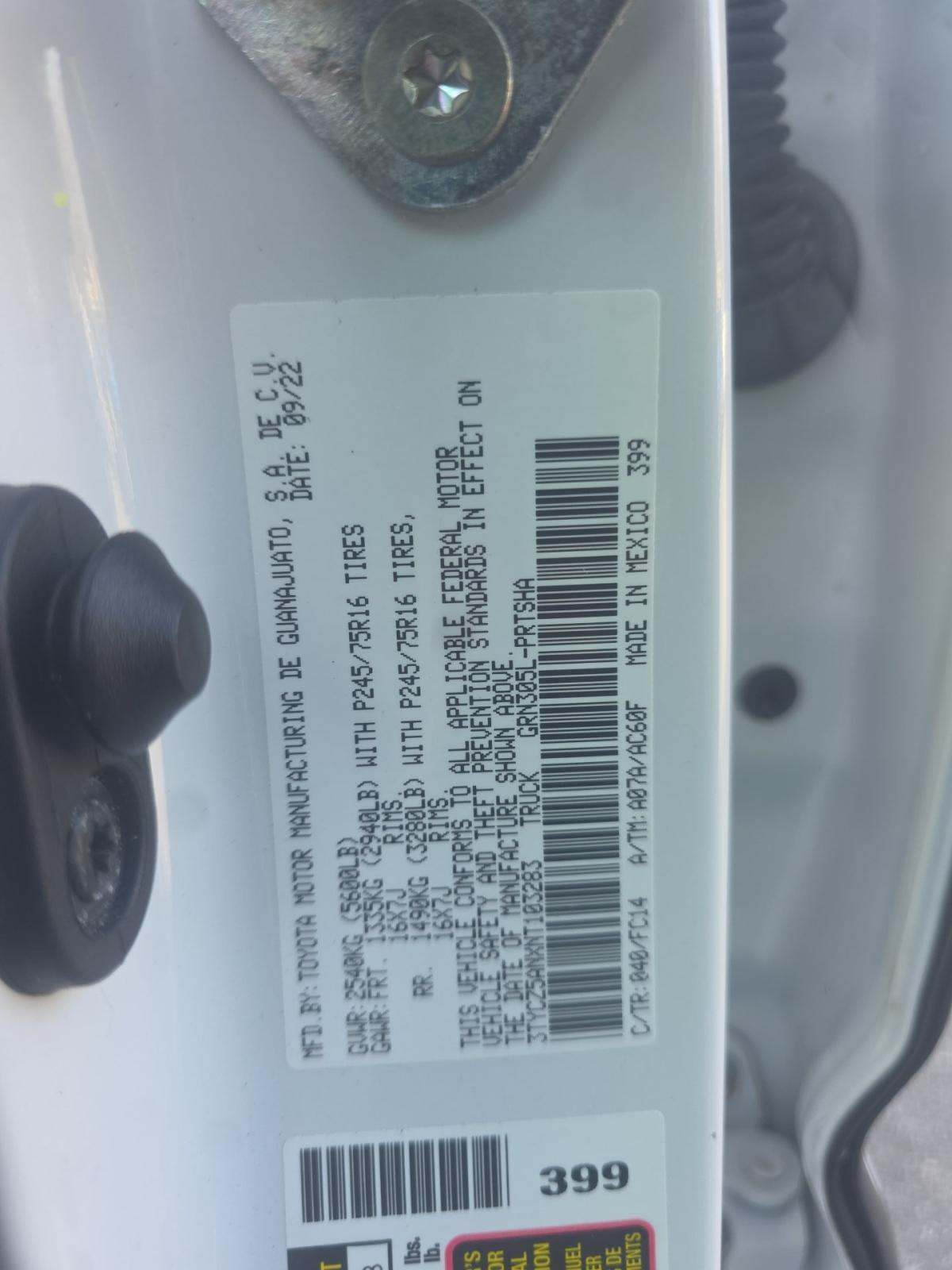 2022 Toyota Tacoma SR5 AWD