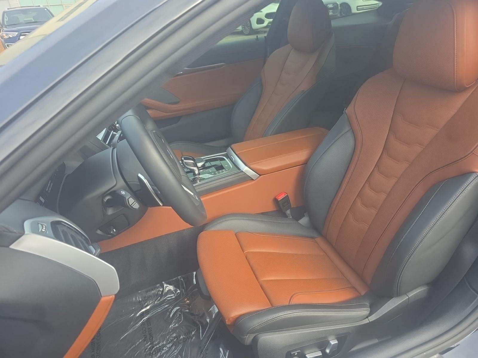 2025 BMW 8 Series M850i xDrive AWD