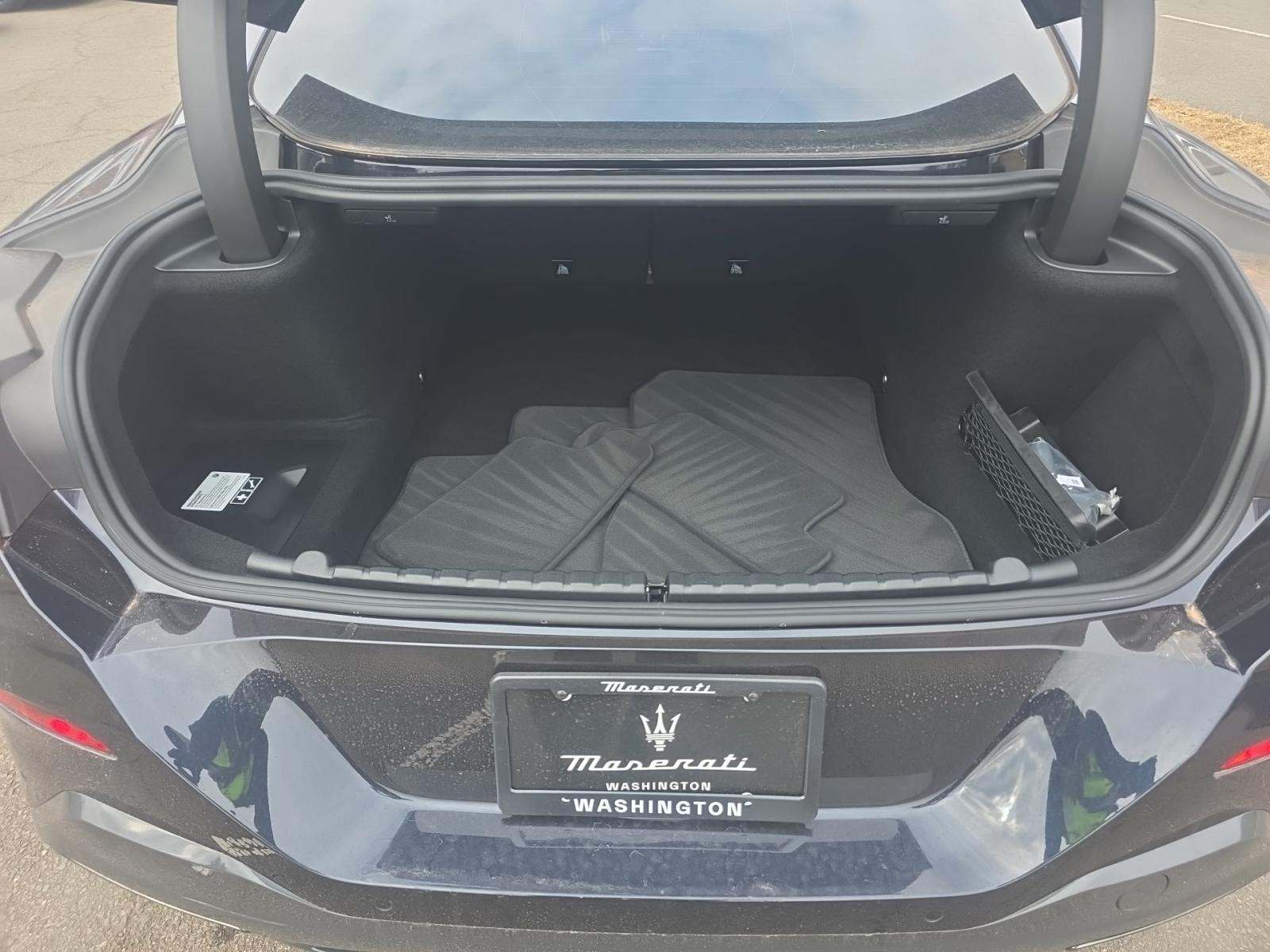 2025 BMW 8 Series M850i xDrive AWD