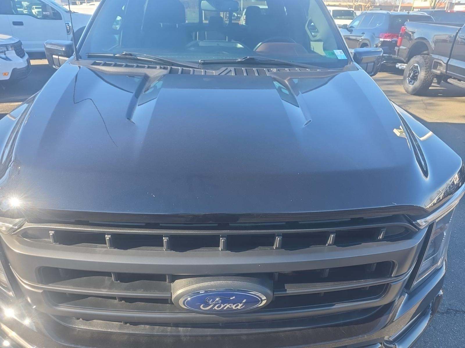 2023 Ford F-150 Lariat AWD