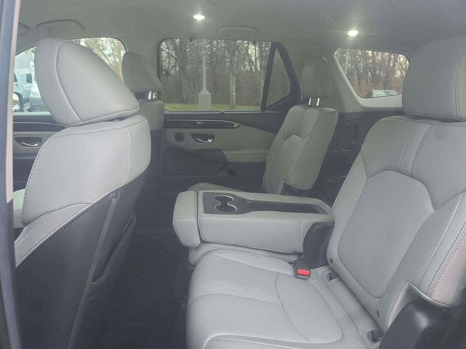 2025 Honda Pilot EX-L AWD