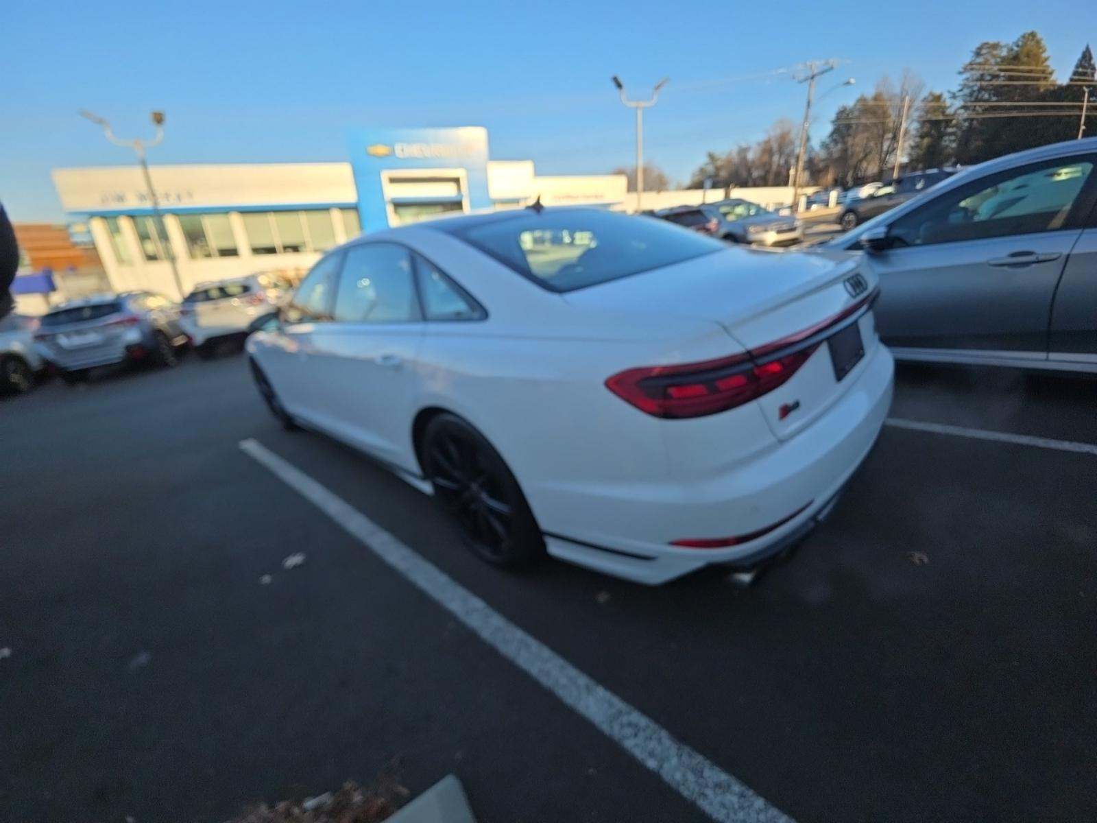 2022 Audi S8 Base AWD