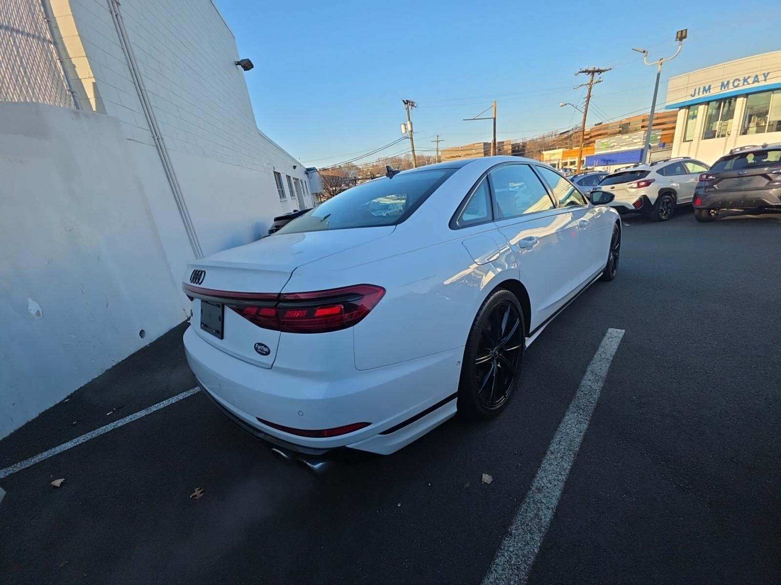 2022 Audi S8 Base AWD