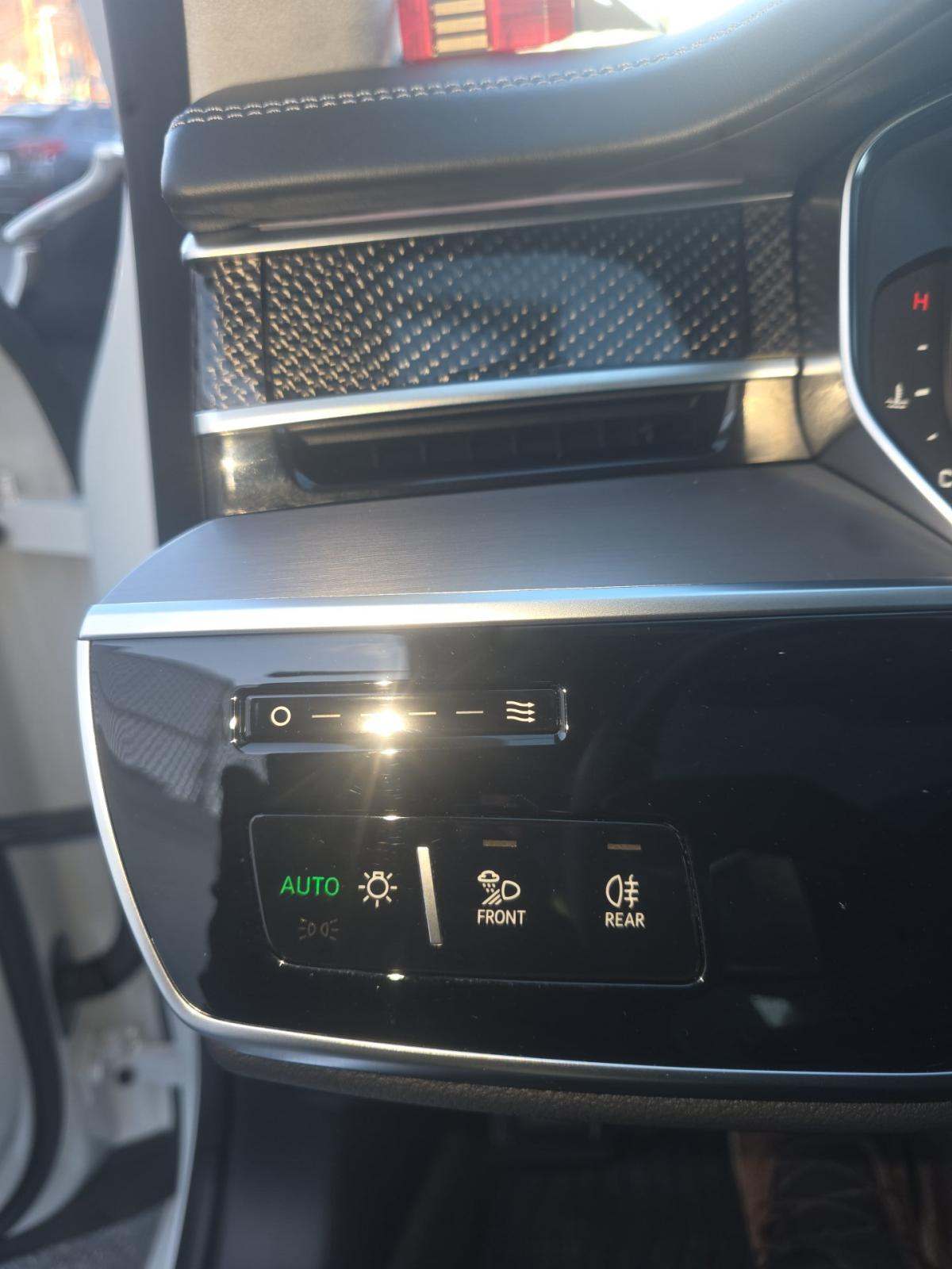 2022 Audi S8 Base AWD