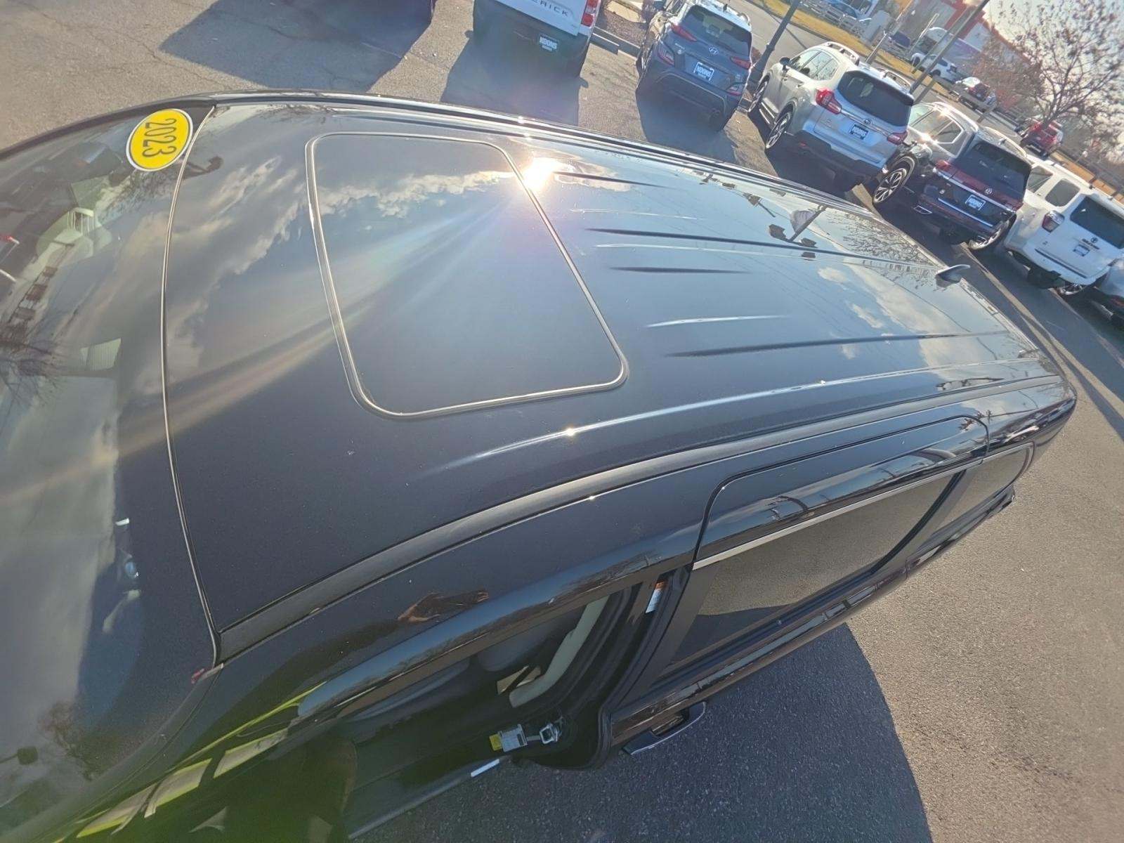 2023 Toyota Sienna XLE FWD