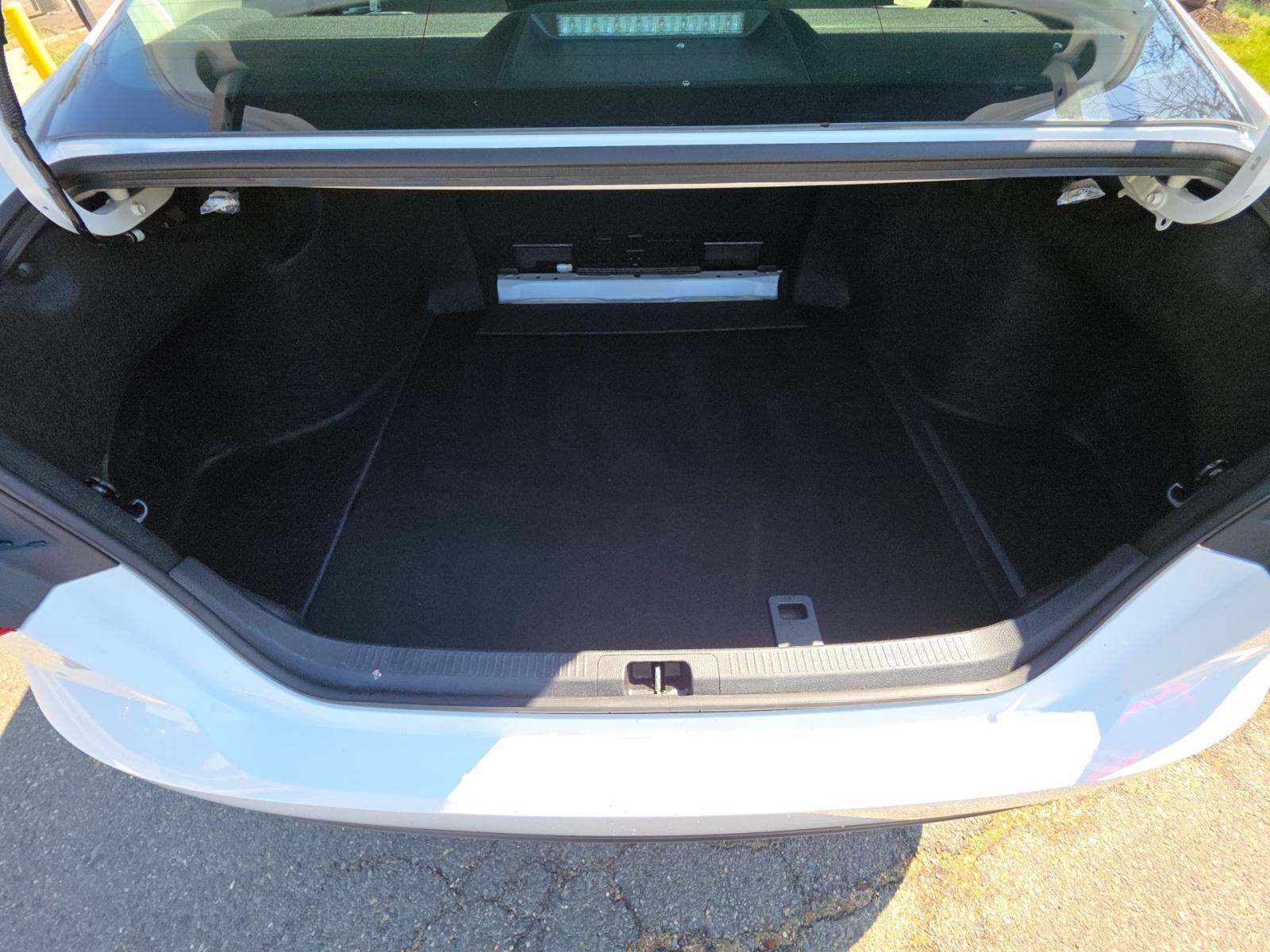 2025 Toyota Camry LE FWD