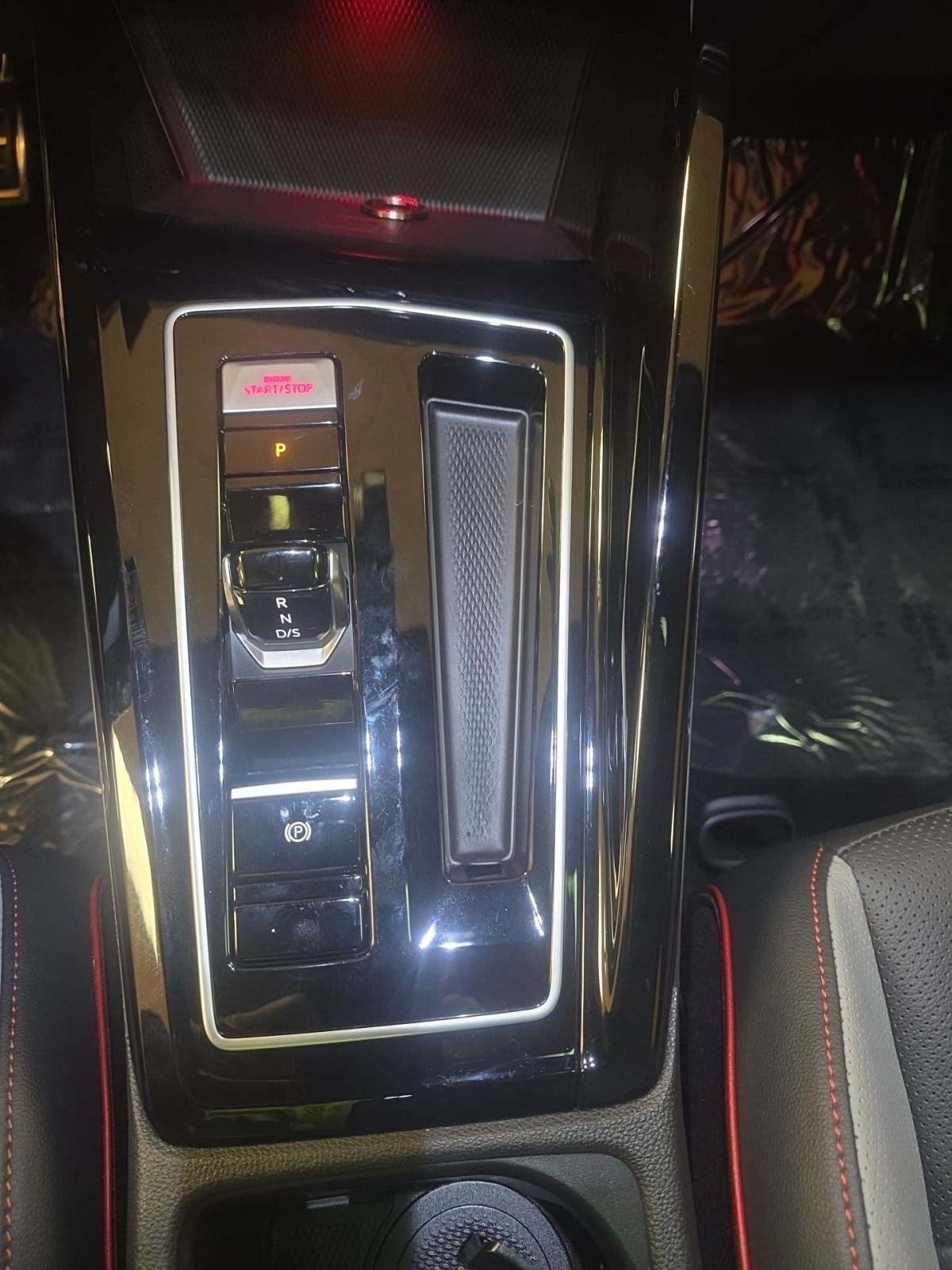 2024 Volkswagen Golf GTI 2.0T Autobahn FWD