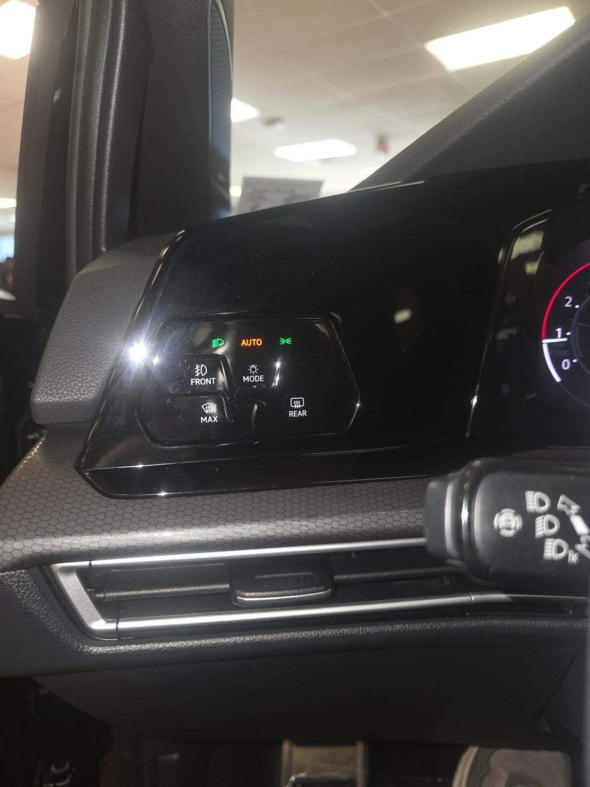 2024 Volkswagen Golf GTI 2.0T Autobahn FWD