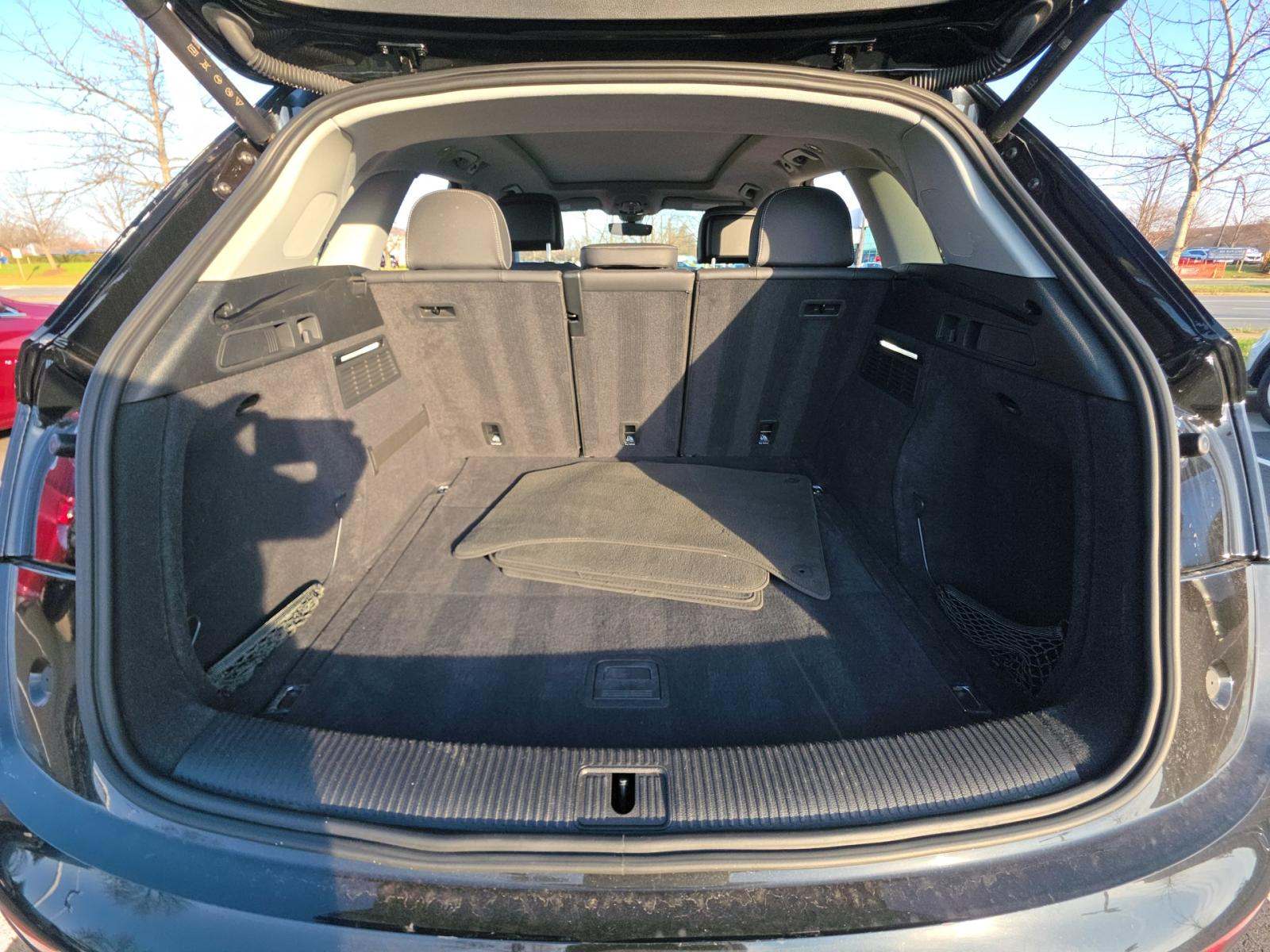 2024 Audi Q5 S line Premium Plus AWD