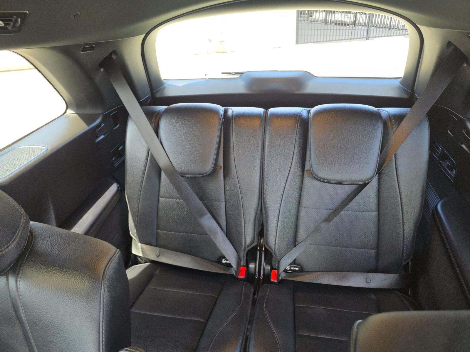 MERCEDES-BENZ GLS - 10