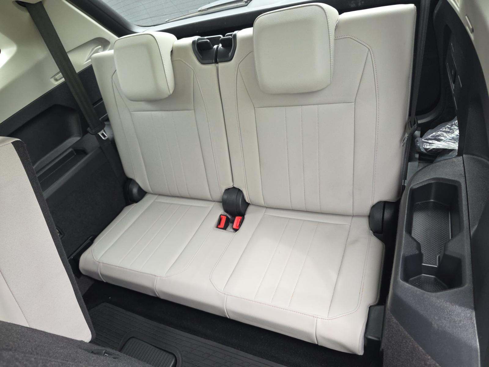 2022 Volkswagen Tiguan 2.0T SE FWD