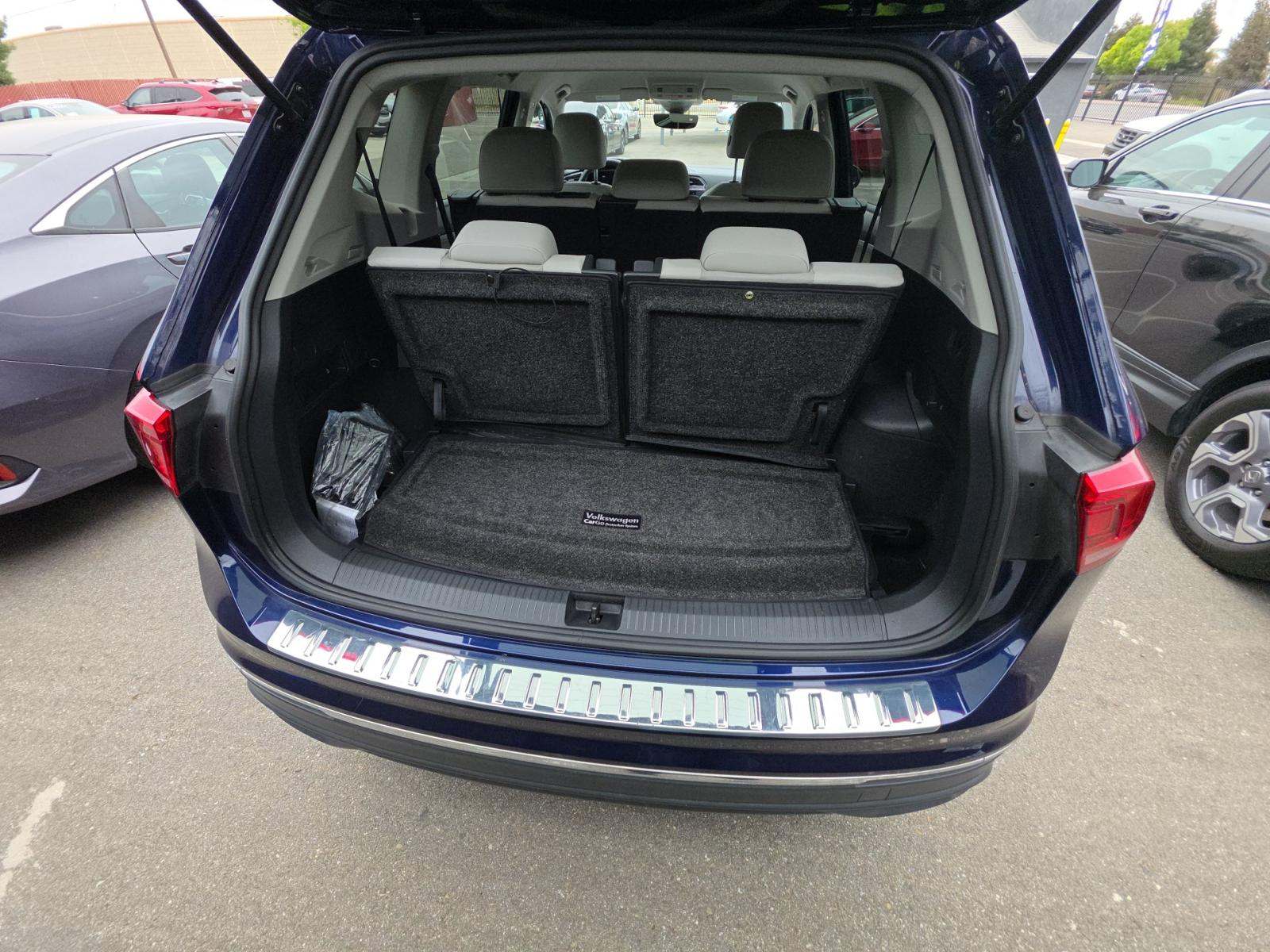 2022 Volkswagen Tiguan 2.0T SE FWD