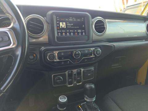 JEEP UNLIMITED SAHARA - 10