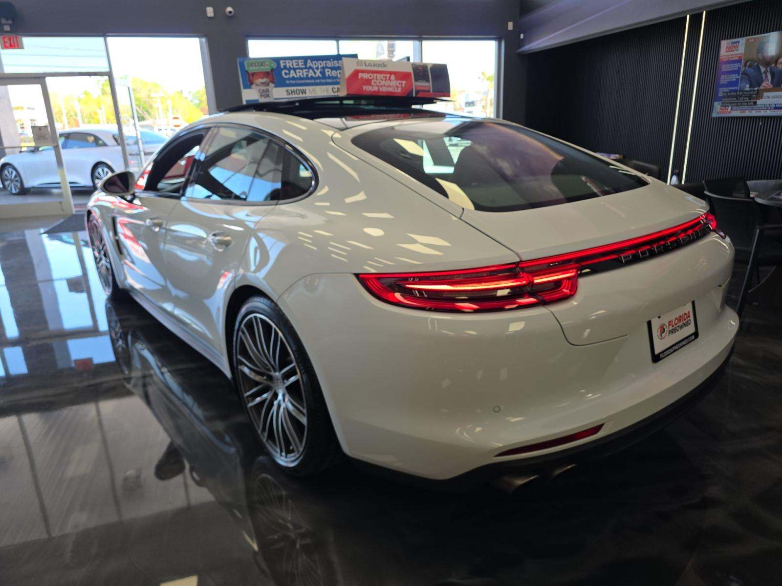 2018 Porsche Panamera 4S AWD