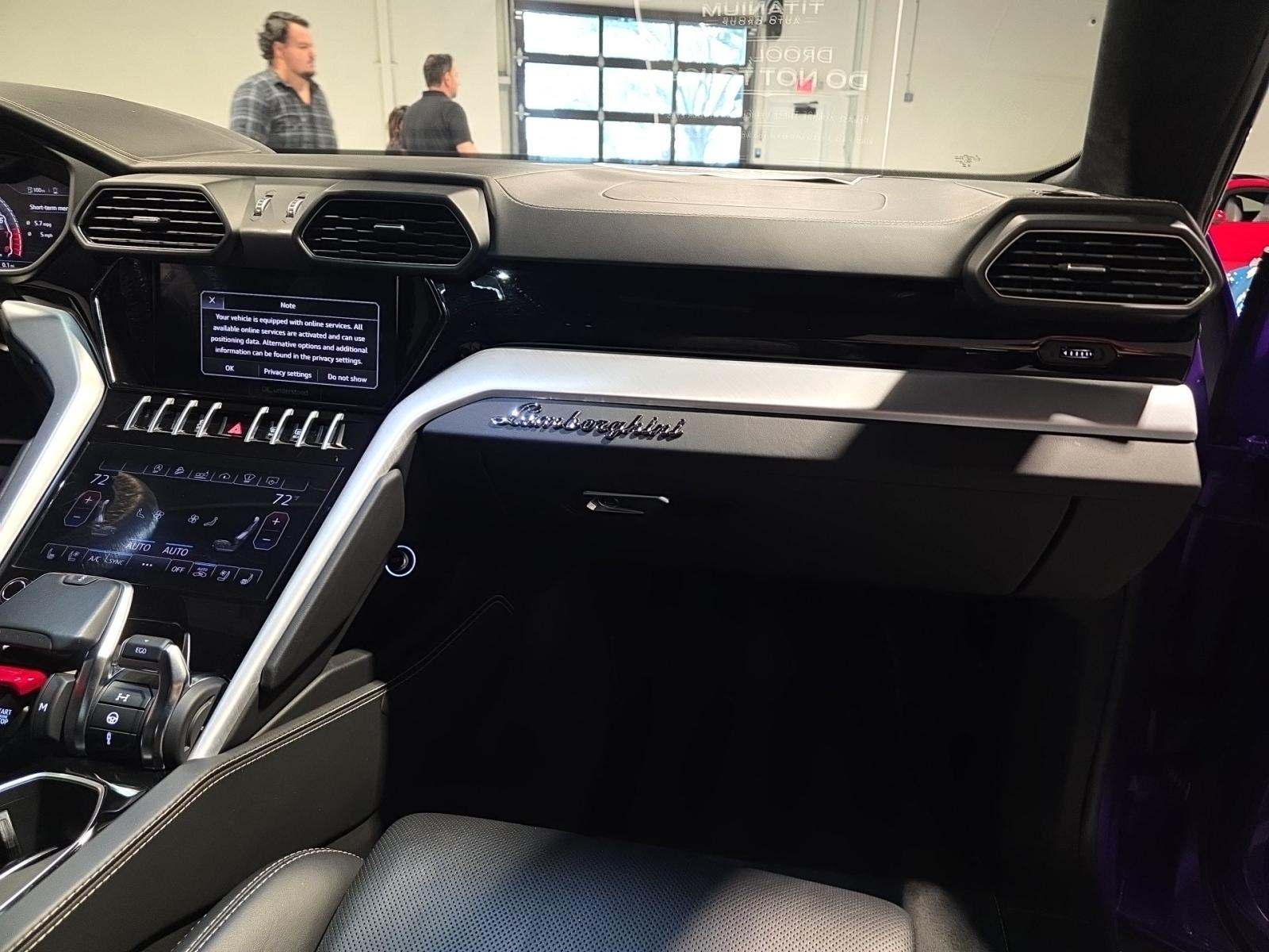 2021 Lamborghini Urus Base AWD