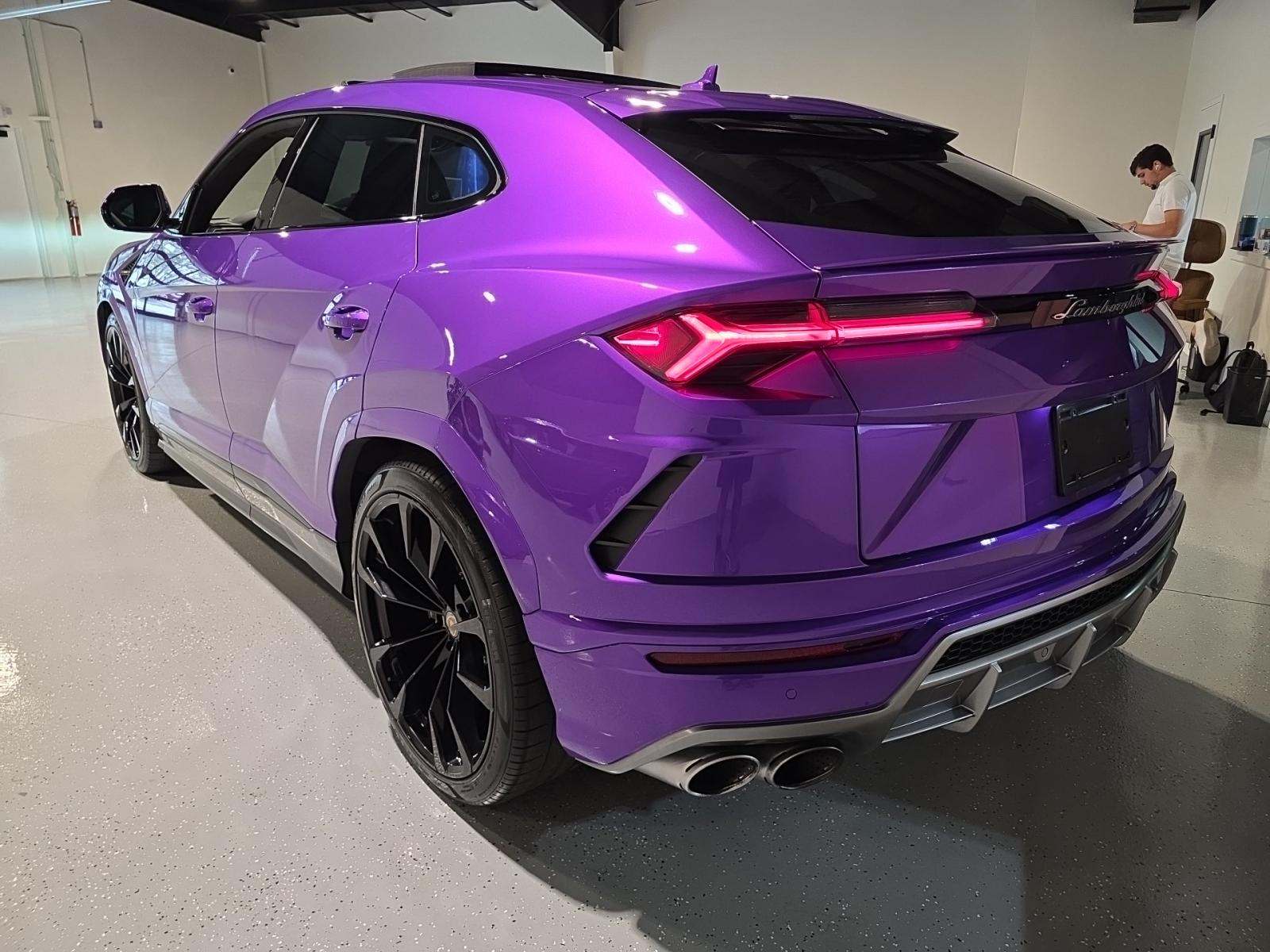 2021 Lamborghini Urus Base AWD