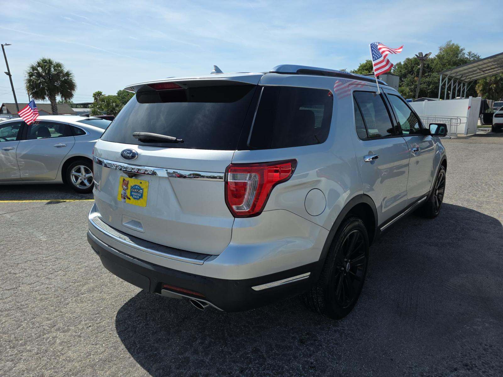 FORD EXPLORER - 3