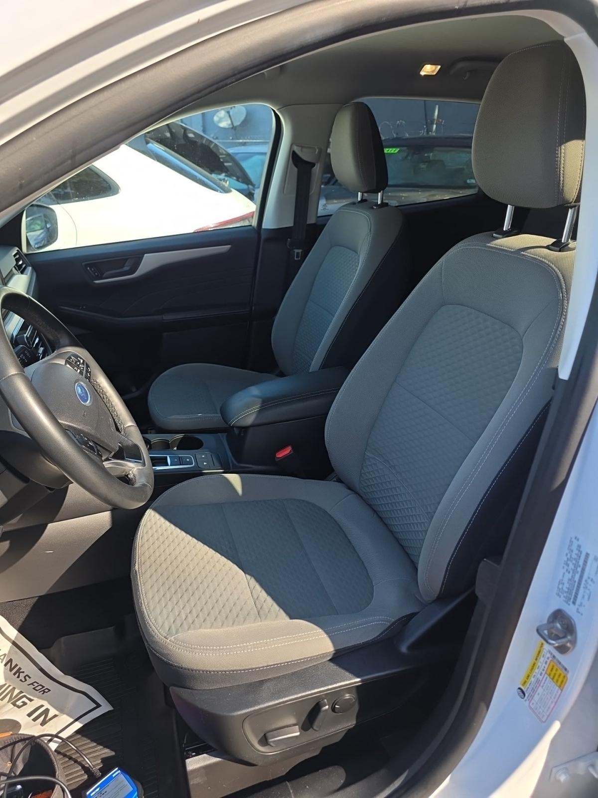 FORD ESCAPE - 6