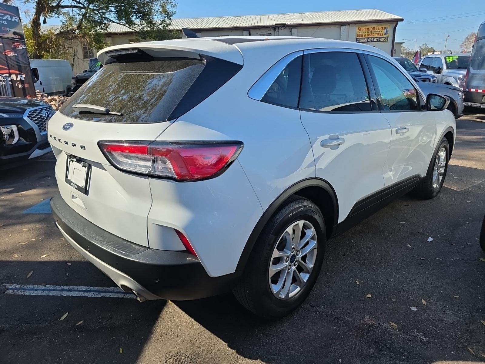 FORD ESCAPE - 3
