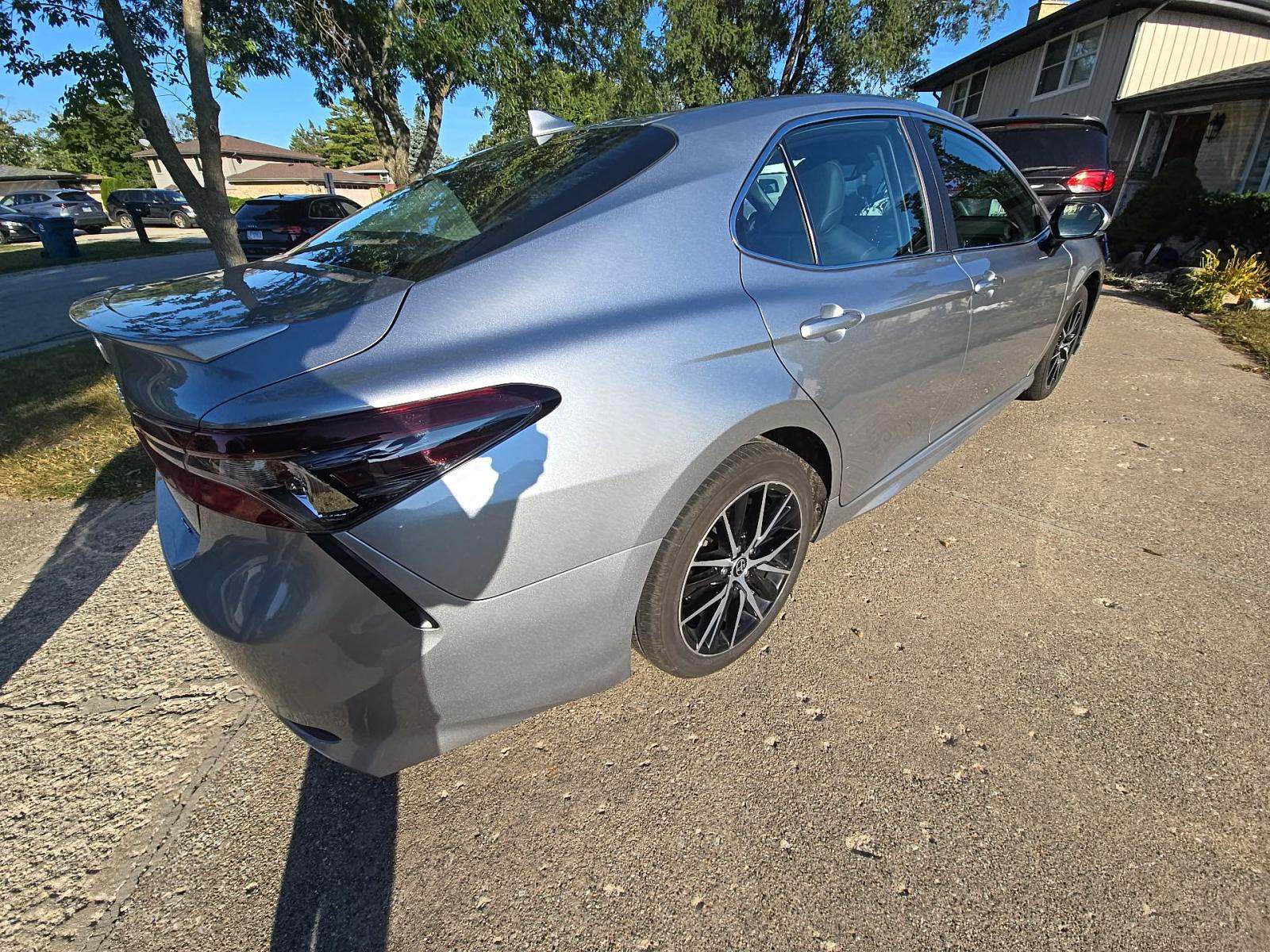 2024 Toyota Camry SE FWD