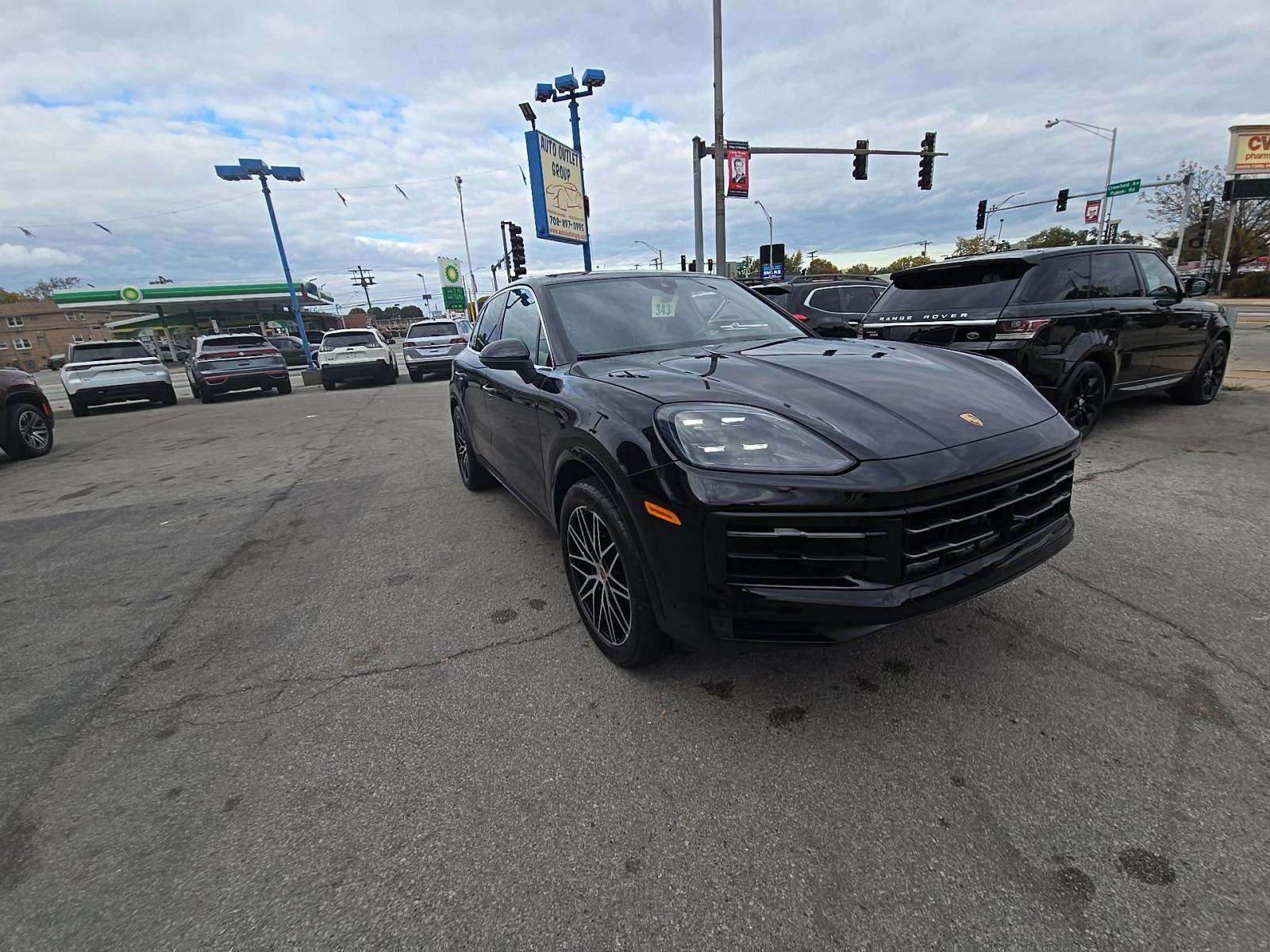 2025 Porsche Cayenne Base AWD