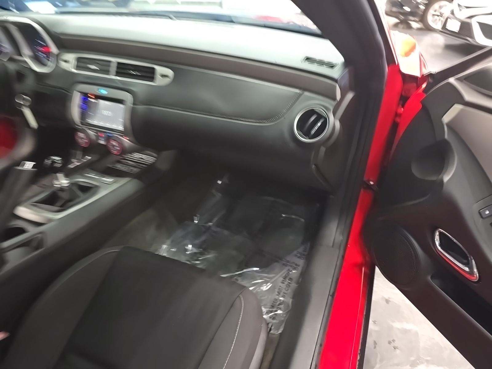 2015 Chevrolet Camaro LS RWD