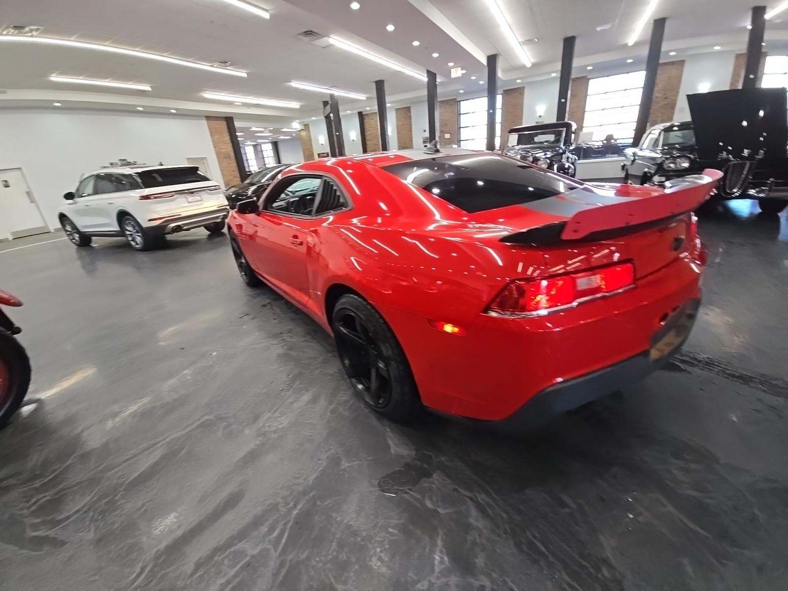 2015 Chevrolet Camaro LS RWD