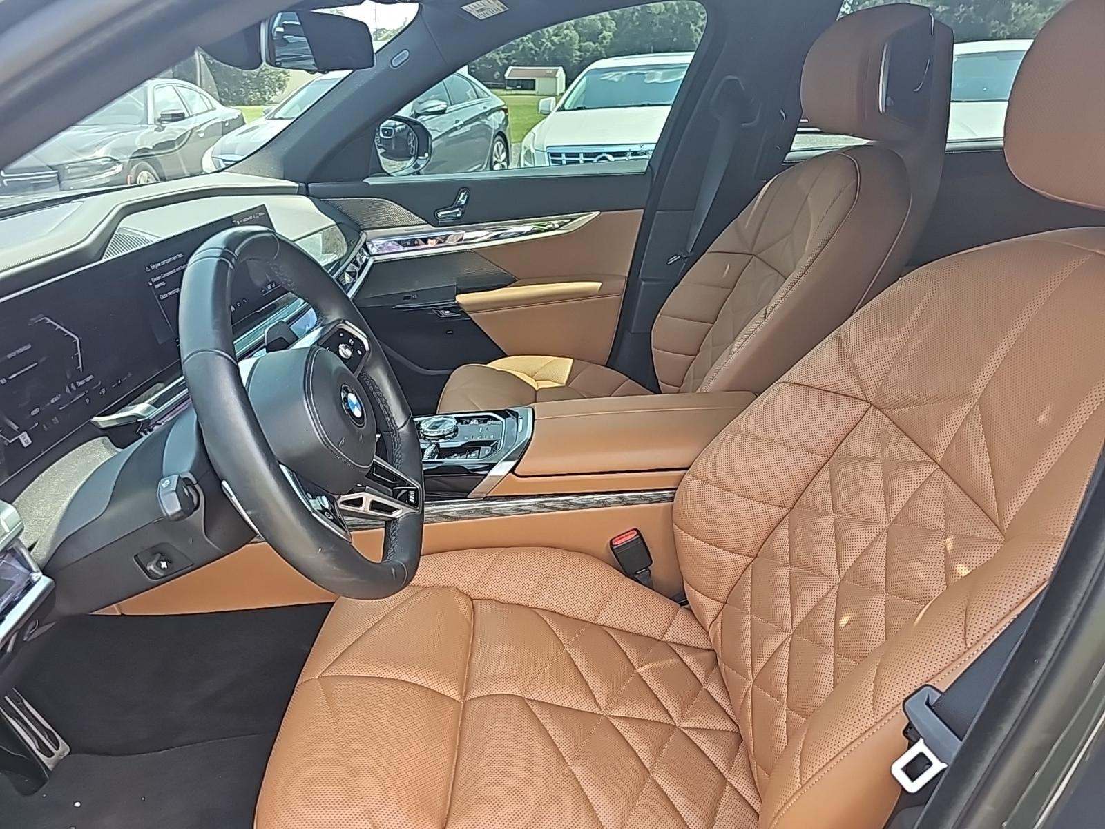 2023 BMW 7 Series 740i RWD