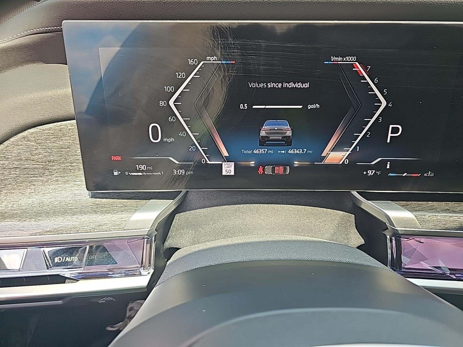 2023 BMW 7 Series 740i RWD