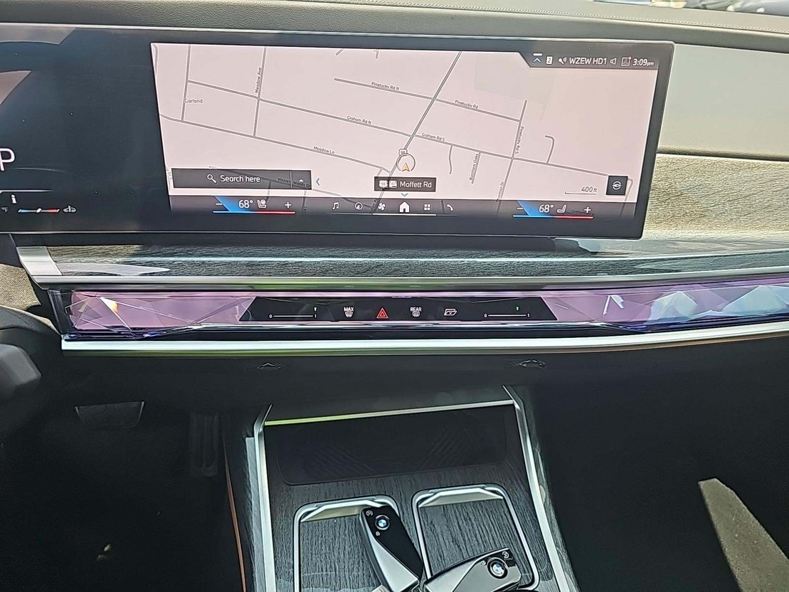 2023 BMW 7 Series 740i RWD