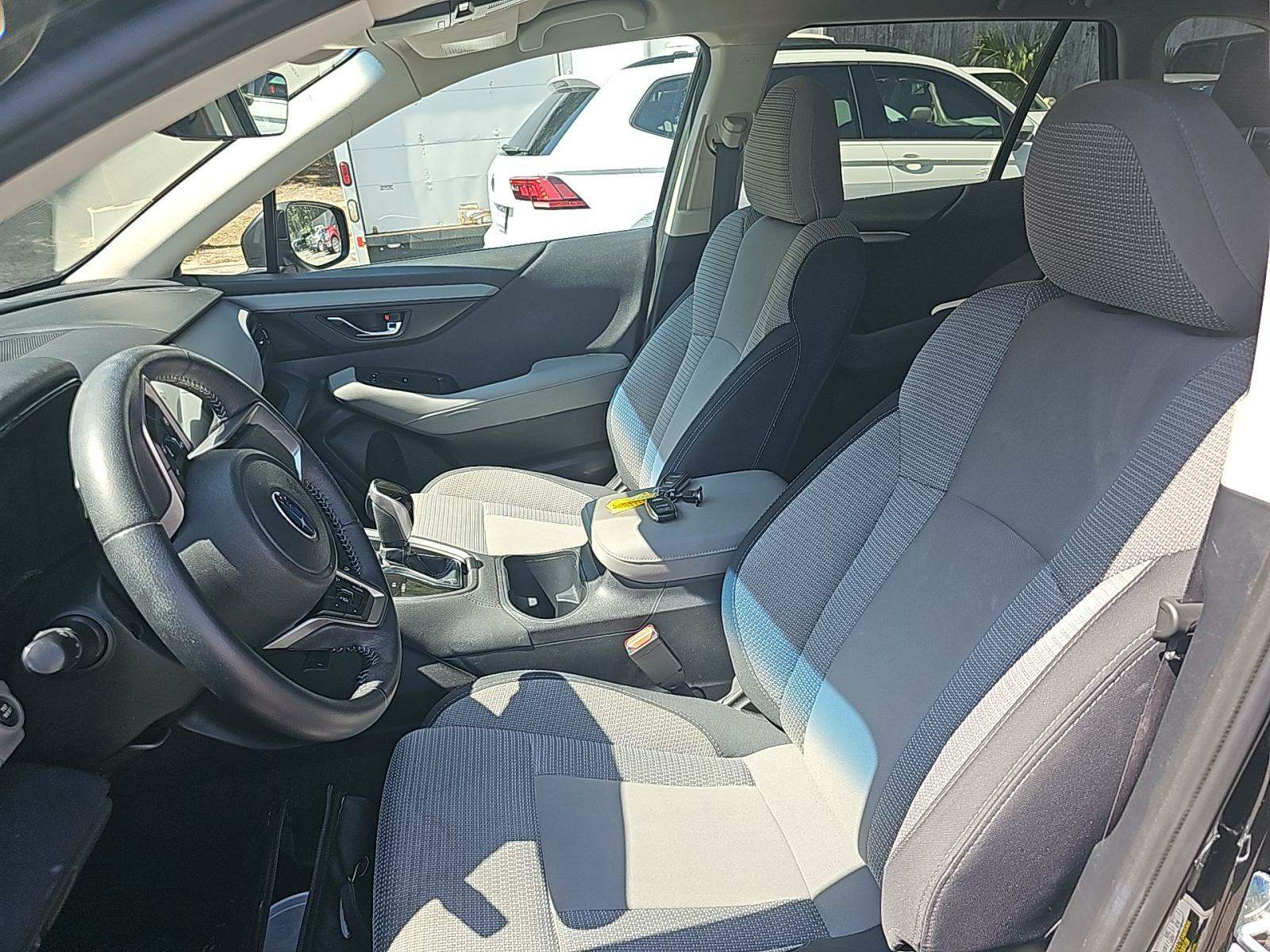 2022 Subaru Outback Premium AWD