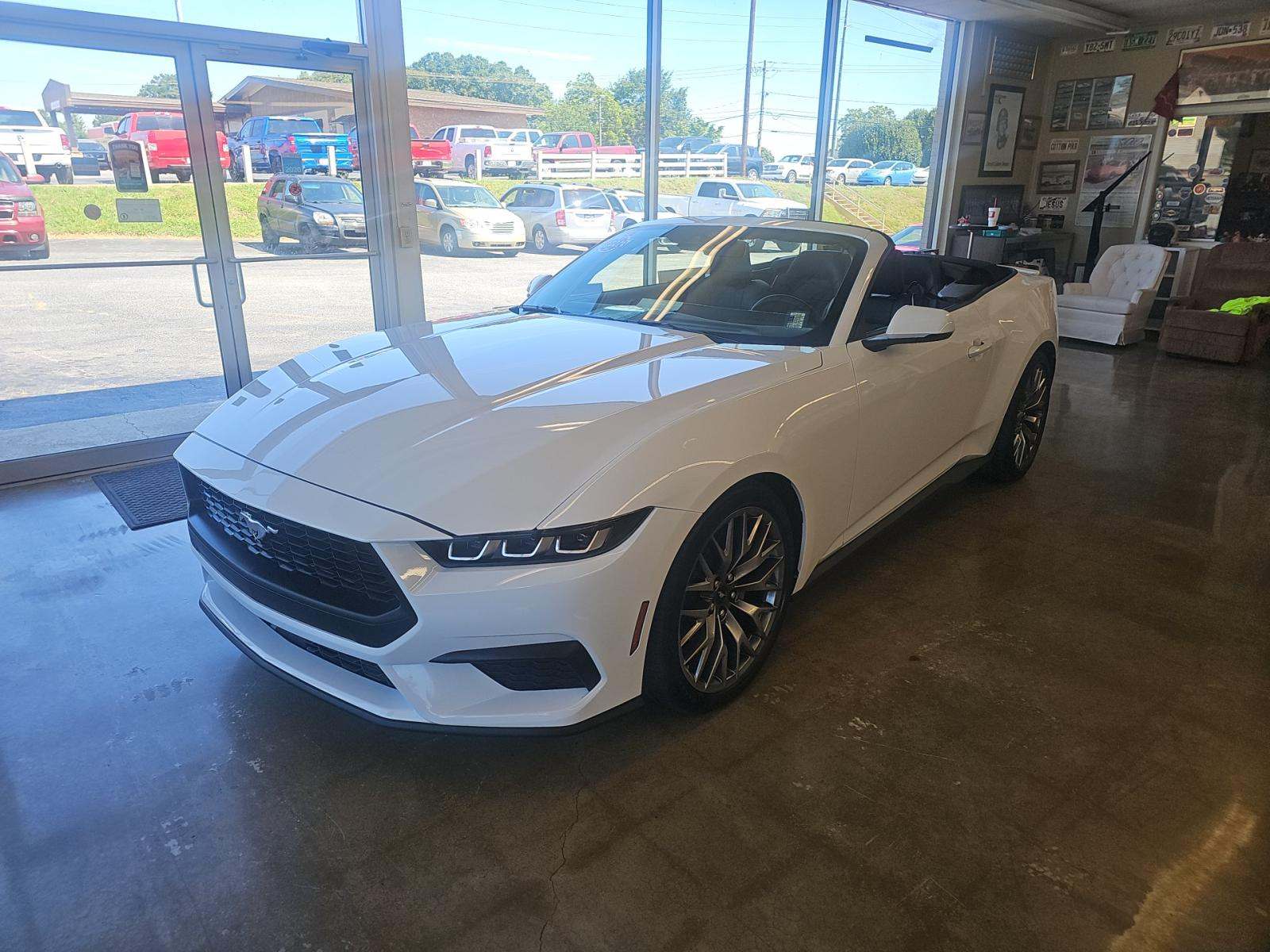 2025 Ford Mustang EcoBoost Premium RWD