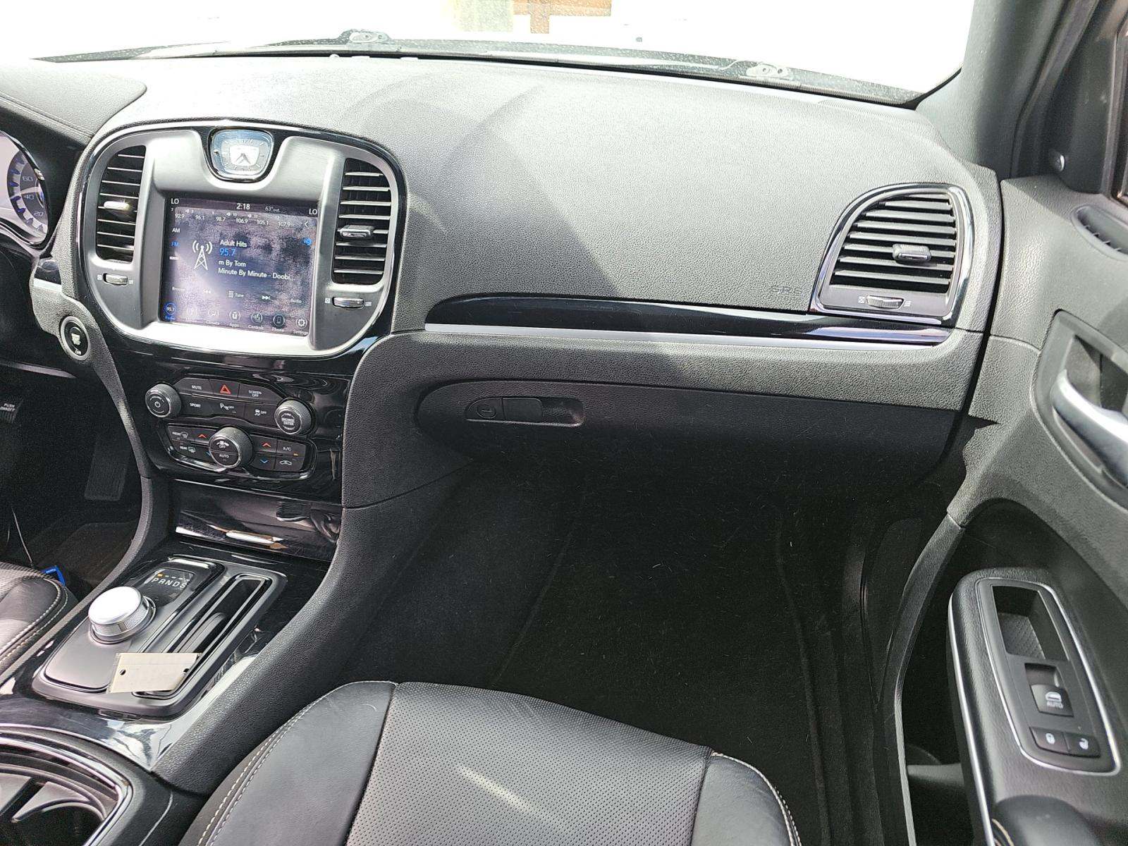 2019 Chrysler 300 S RWD