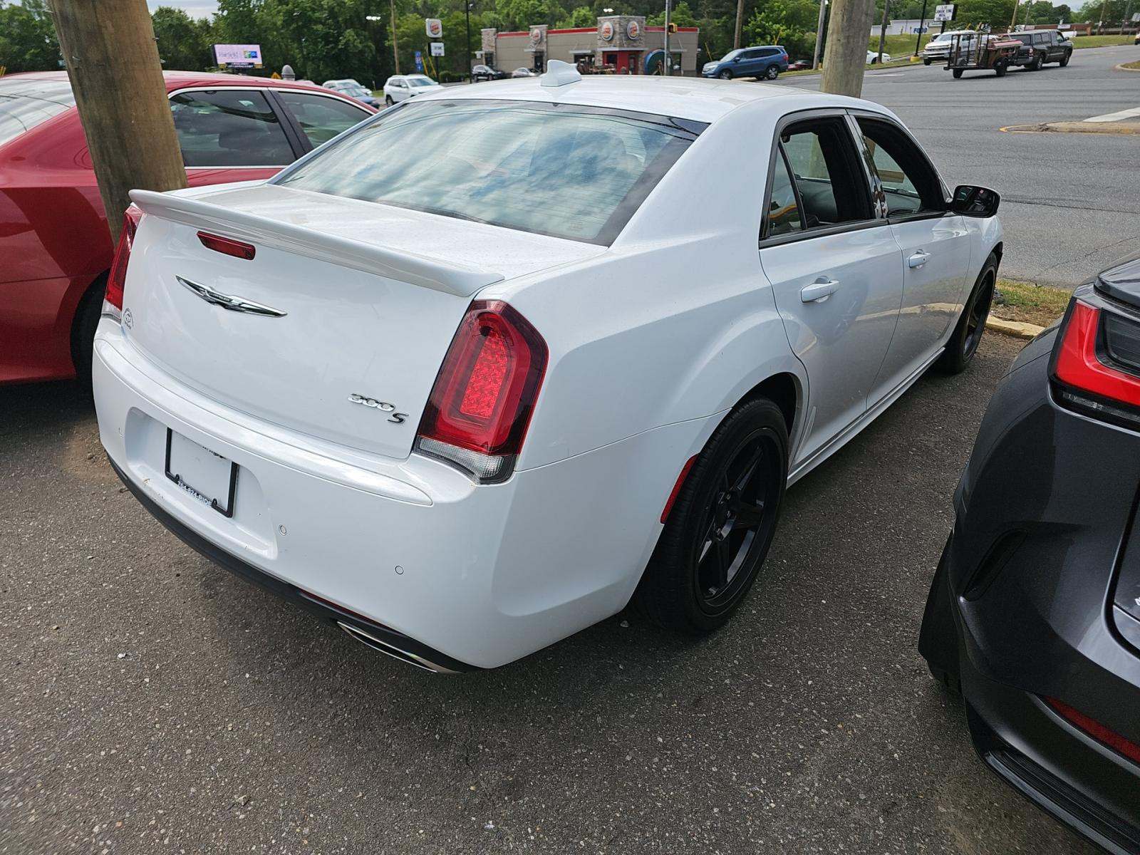 2019 Chrysler 300 S RWD
