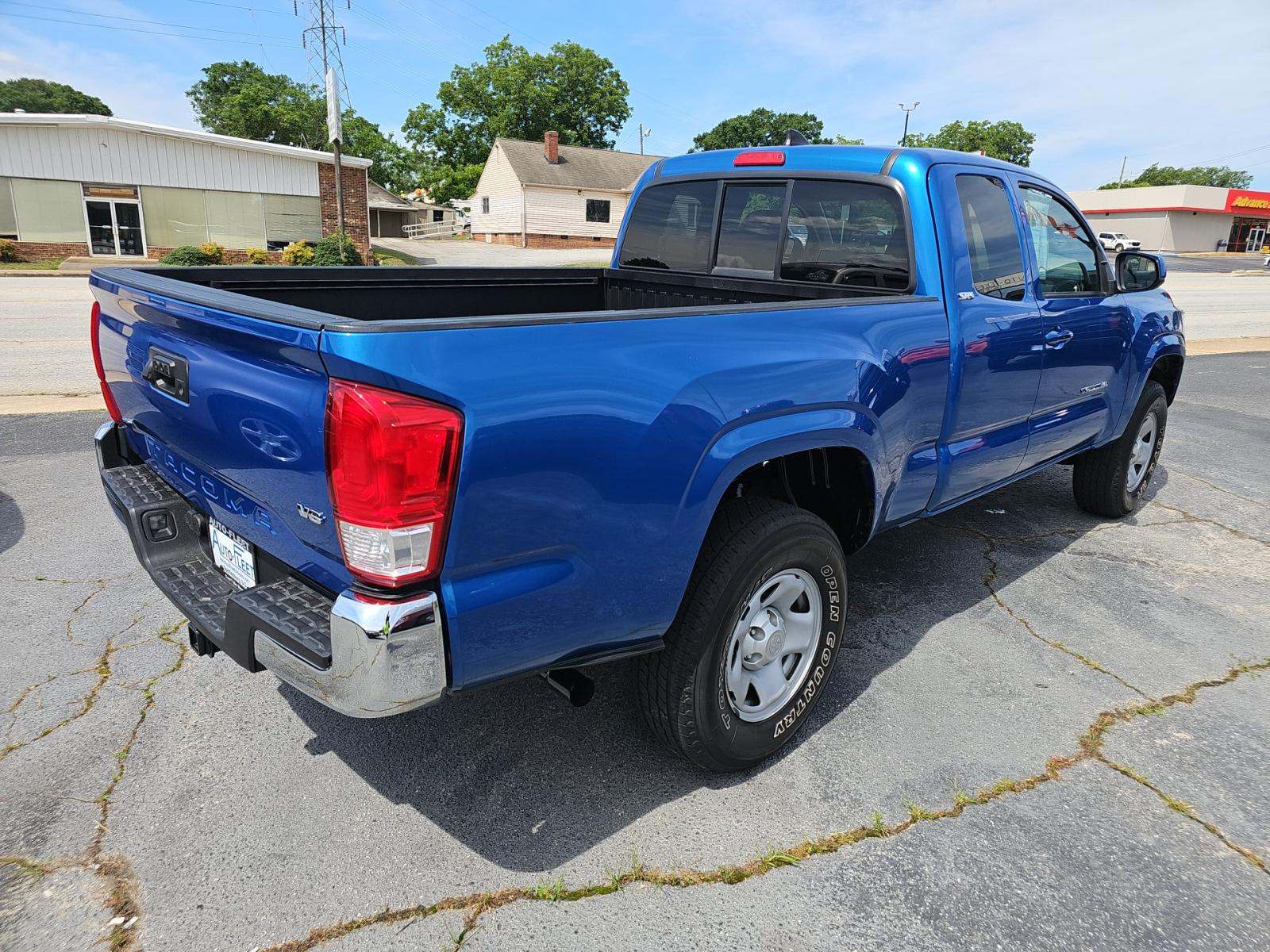 2016 Toyota Tacoma SR5 RWD