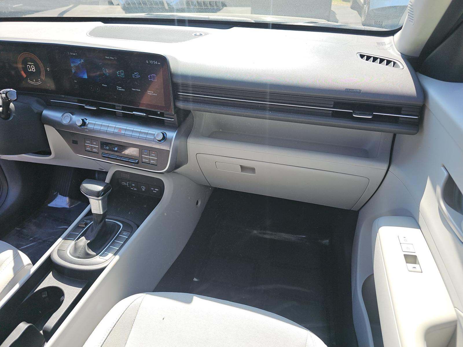 2024 Hyundai Kona SEL FWD